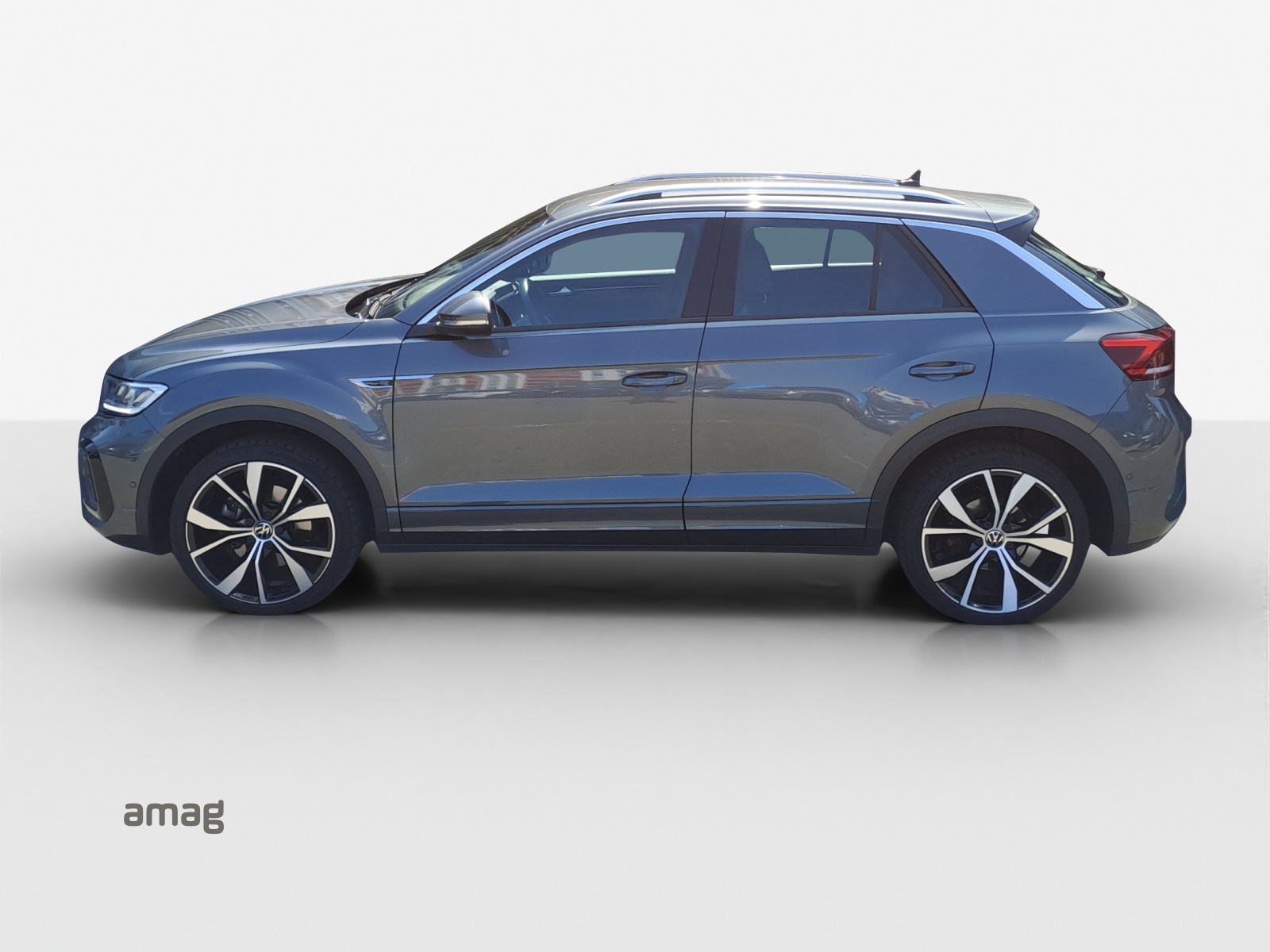 VW T-Roc 2.0 TSI R-Line DSG 4Motion-image-1