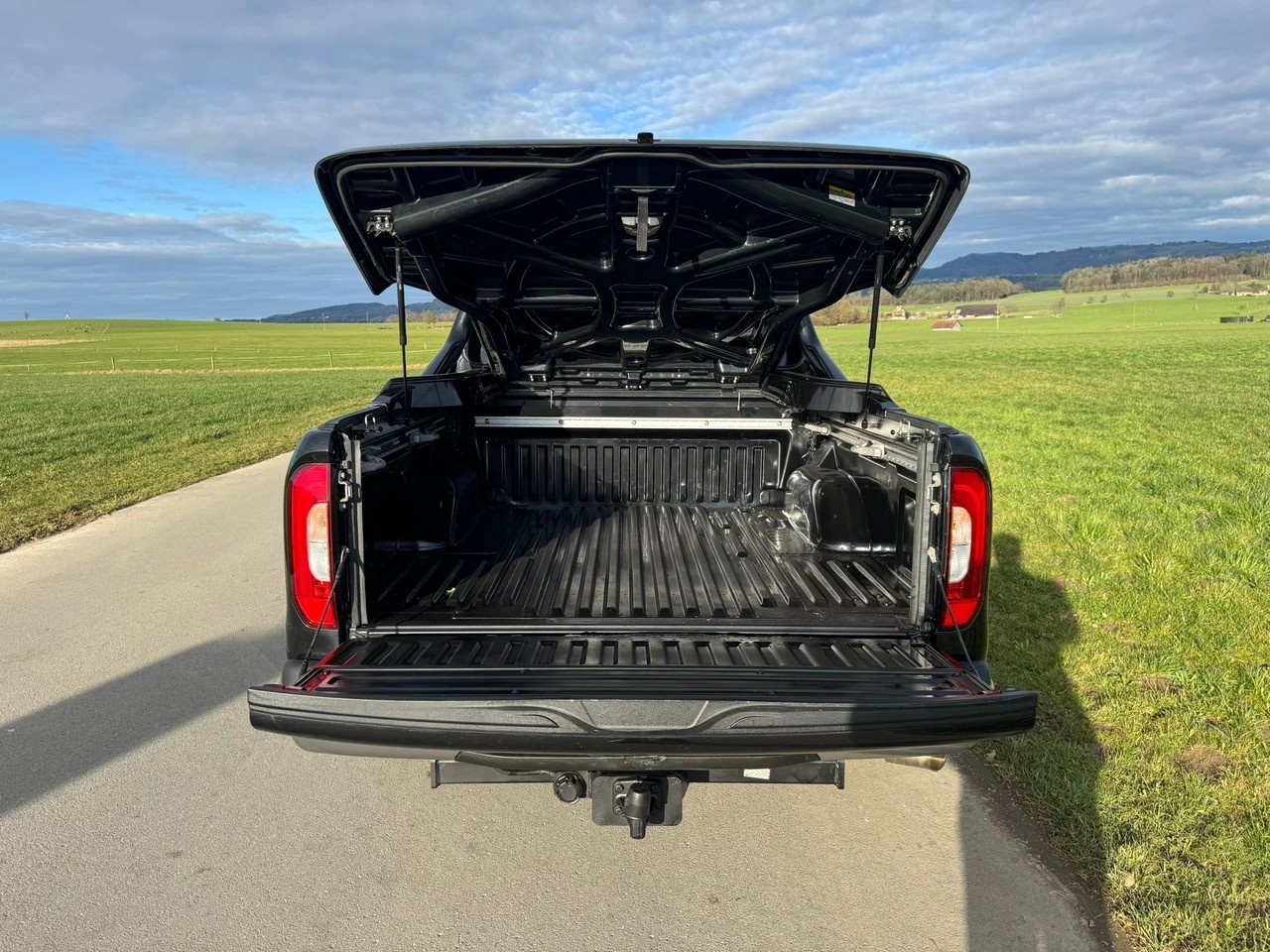 MERCEDES-BENZ X 250 d 4MATIC Power A Doppel Cab. mit Anhängerkupplung-image-4