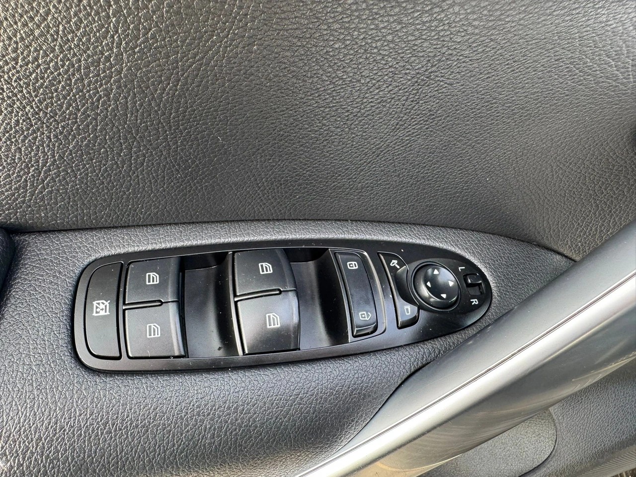 MERCEDES-BENZ X 250 d 4MATIC Power A Doppel Cab. mit Anhängerkupplung-image-9