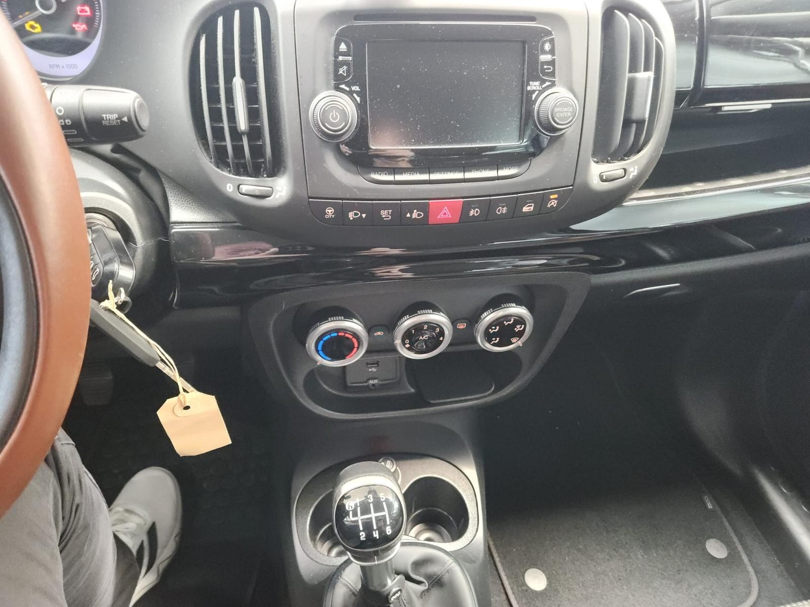 FIAT 500L 1.6 JTD Trekking-image-3