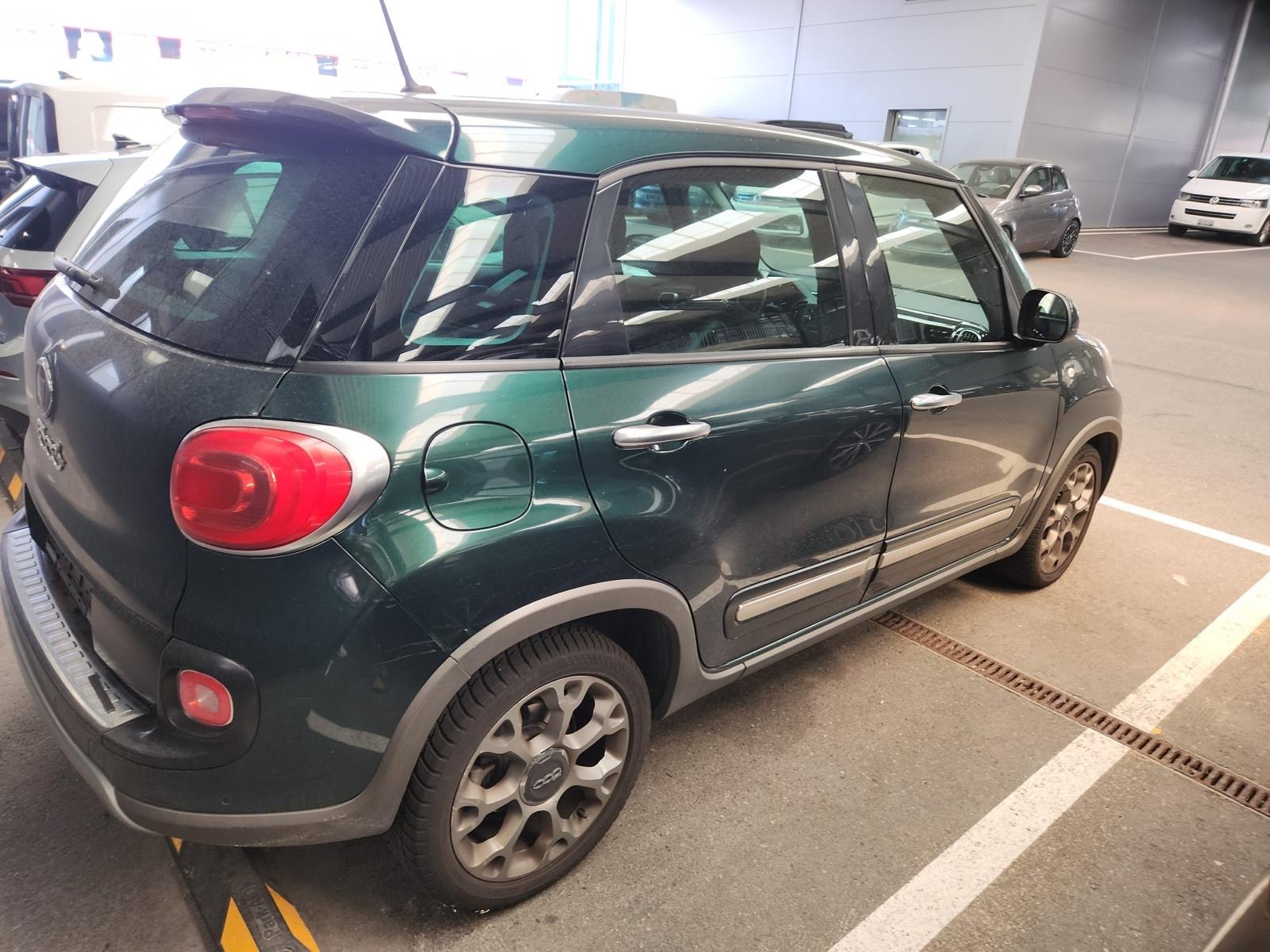 FIAT 500L 1.6 JTD Trekking-image-2