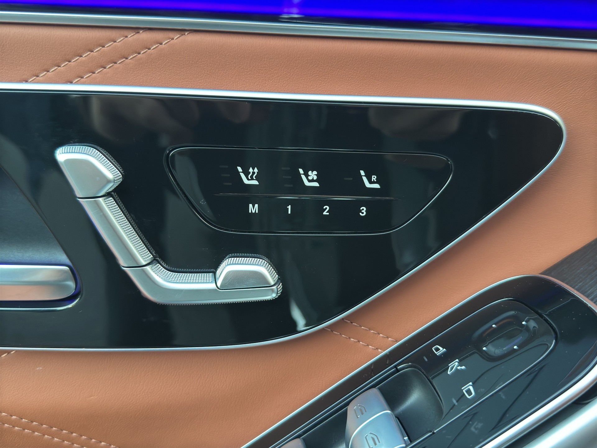 MERCEDES-BENZ S 63 AMG E Performance 4Matic 4x4 MODELL 2024-image-22
