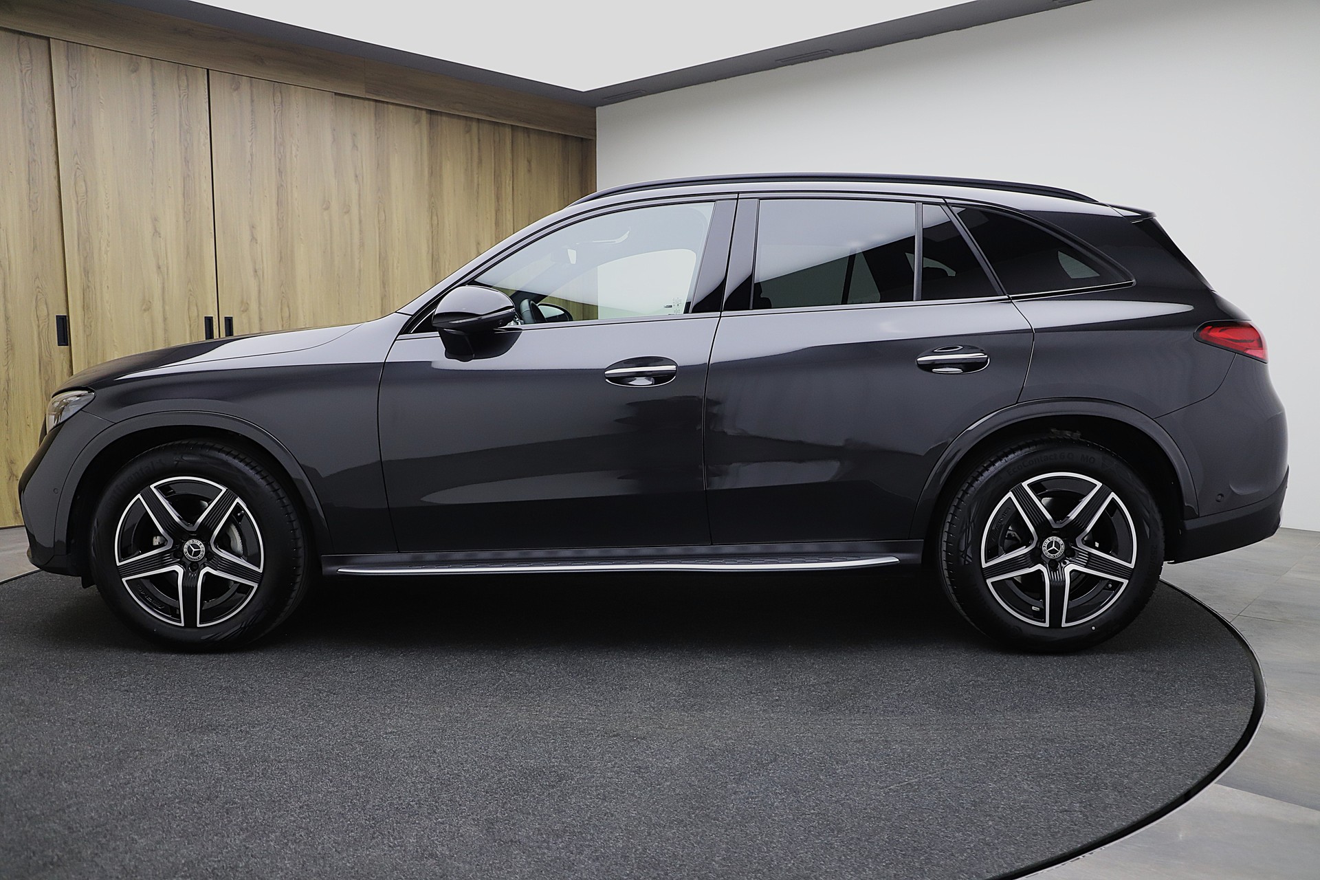 MERCEDES-BENZ GLC 300 d 4Matic 9G-Tronic AMG Line Premium Plus und Night Paket-image-2