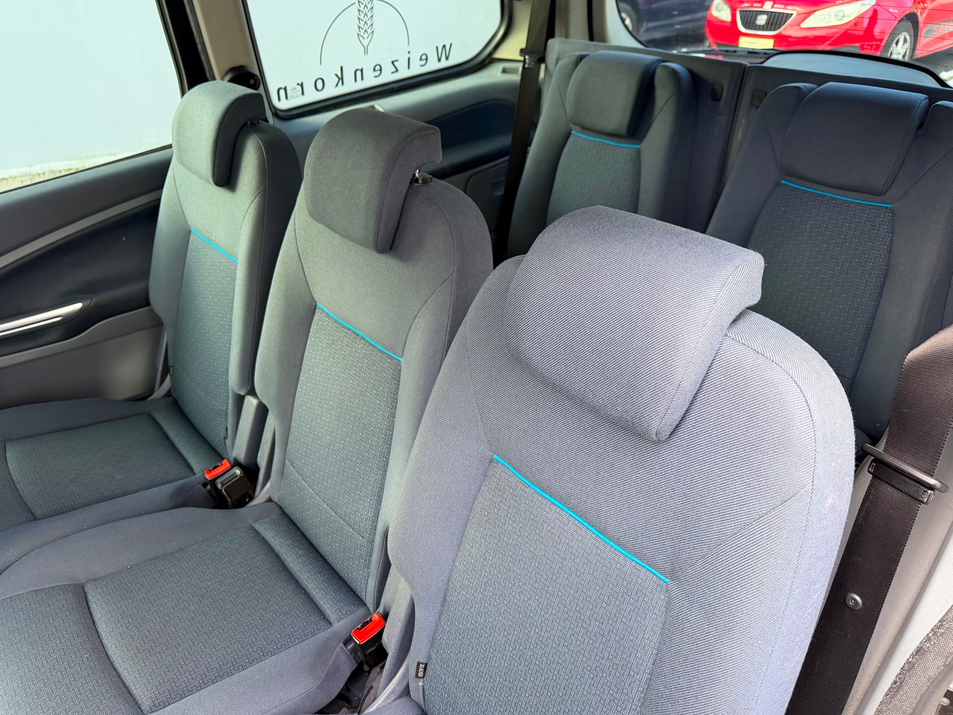 FORD Galaxy 2.0 TDCi Titanium-image-13