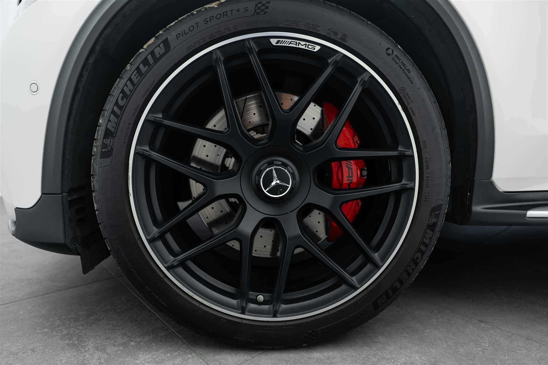 MERCEDES-BENZ MERCEDES-BENZ GLC 63 S AMG 4Matic+ 9G-Tronic-image-5