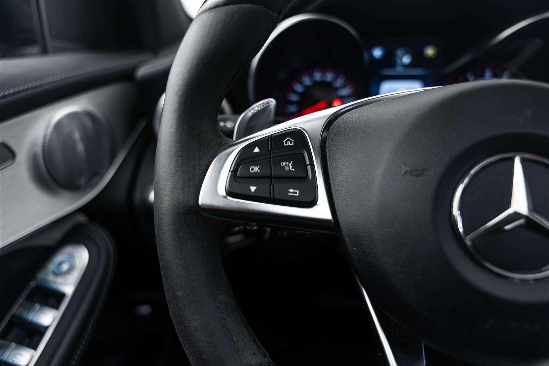 MERCEDES-BENZ MERCEDES-BENZ GLC 63 S AMG 4Matic+ 9G-Tronic-image-17
