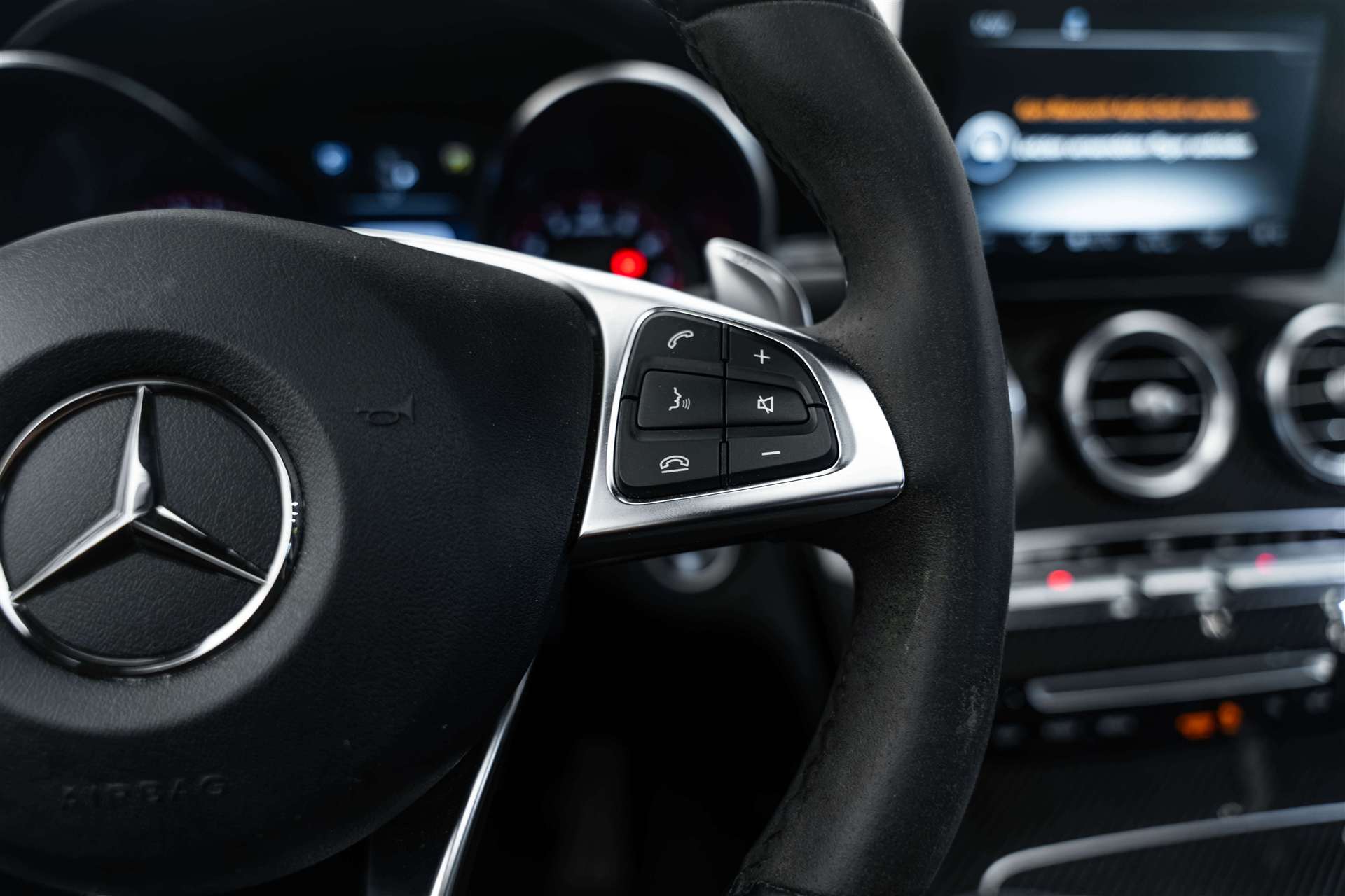 MERCEDES-BENZ MERCEDES-BENZ GLC 63 S AMG 4Matic+ 9G-Tronic-image-18