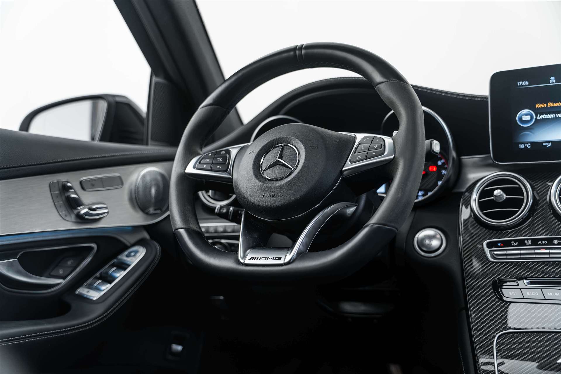 MERCEDES-BENZ MERCEDES-BENZ GLC 63 S AMG 4Matic+ 9G-Tronic-image-10