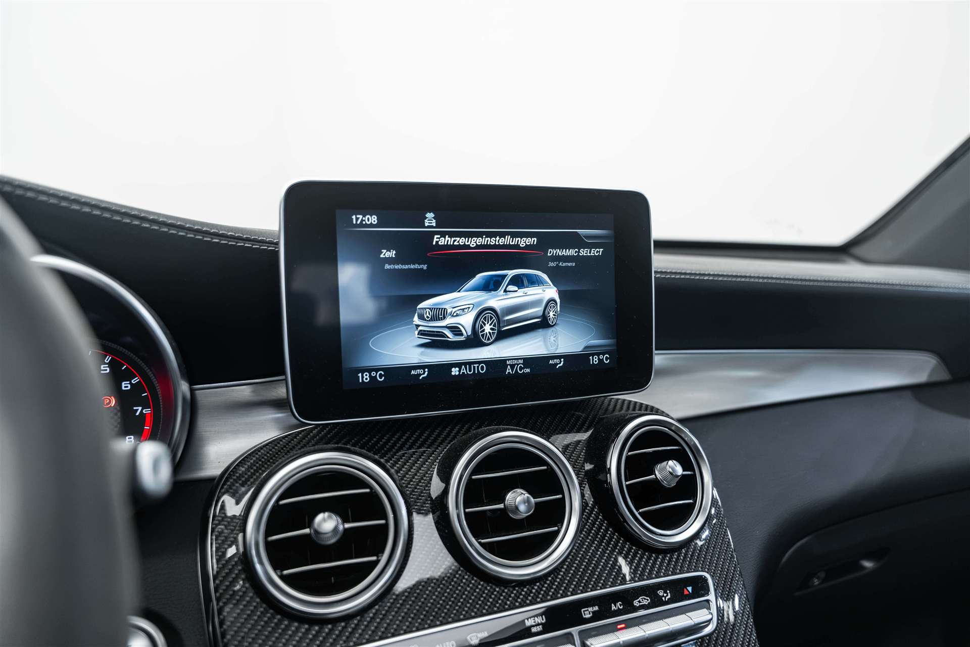 MERCEDES-BENZ MERCEDES-BENZ GLC 63 S AMG 4Matic+ 9G-Tronic-image-24