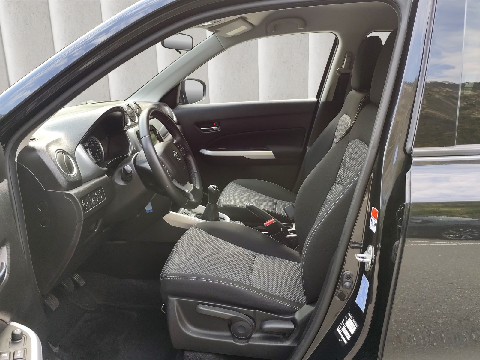 SUZUKI Vitara 1.6 Compact Top-image-6