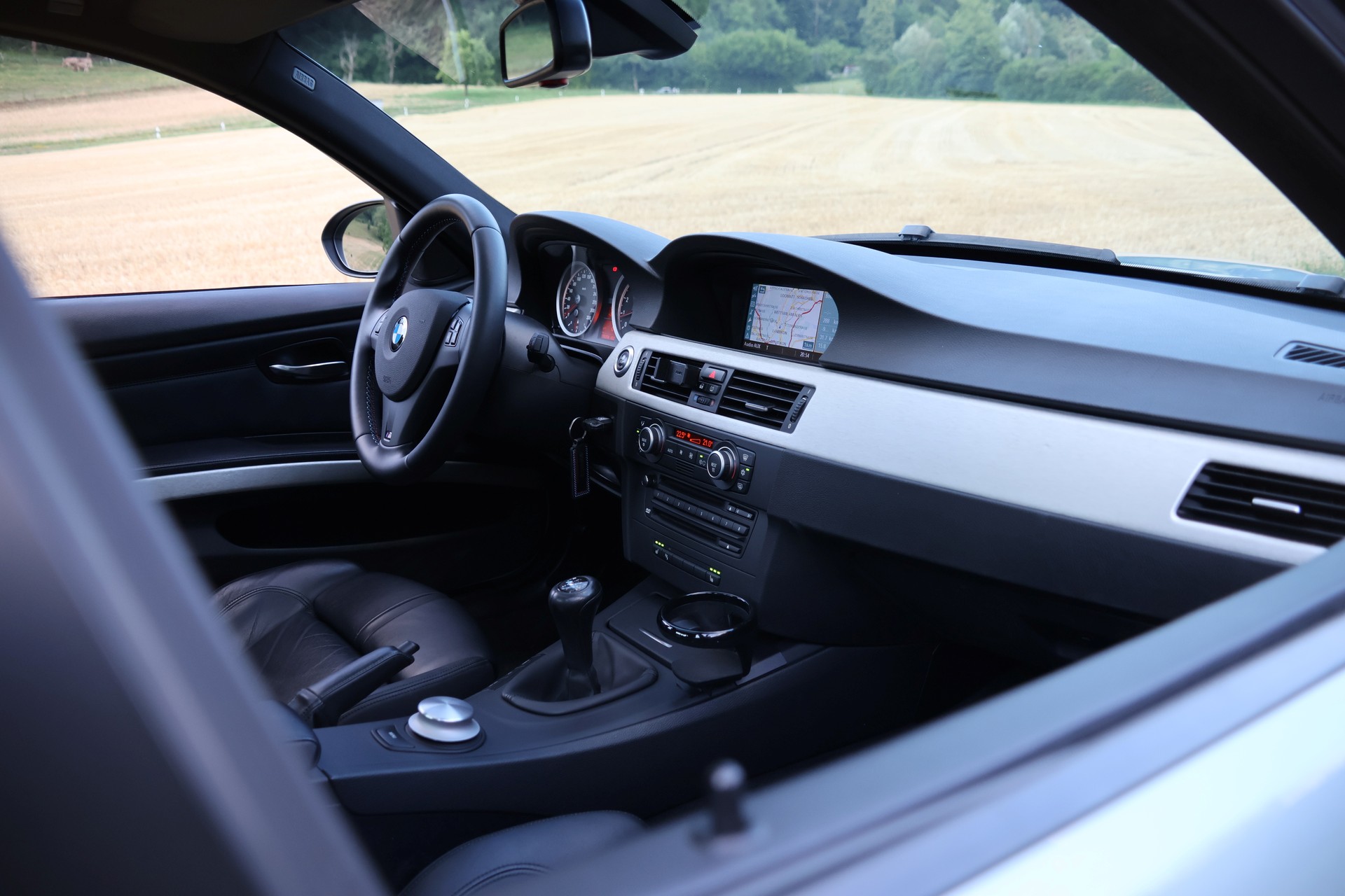 BMW M3-image-12