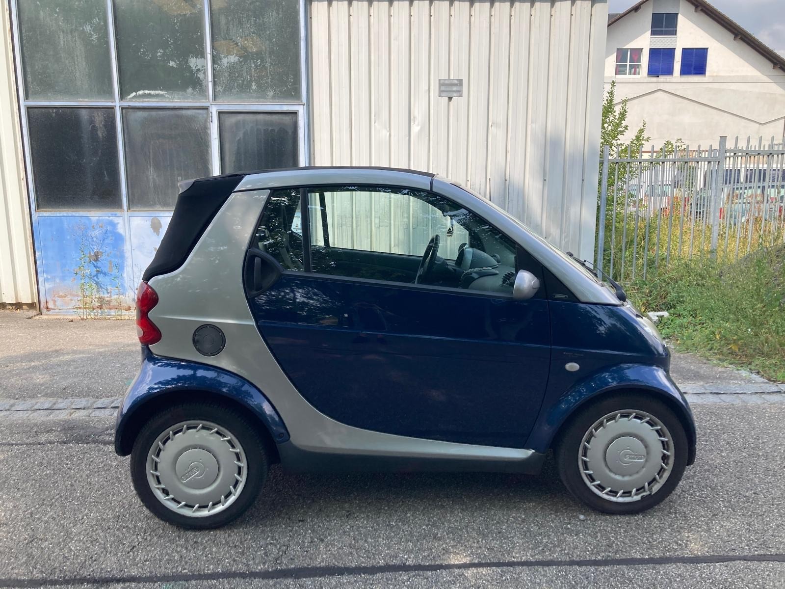 SMART Fortwo Cabriolet-image-8
