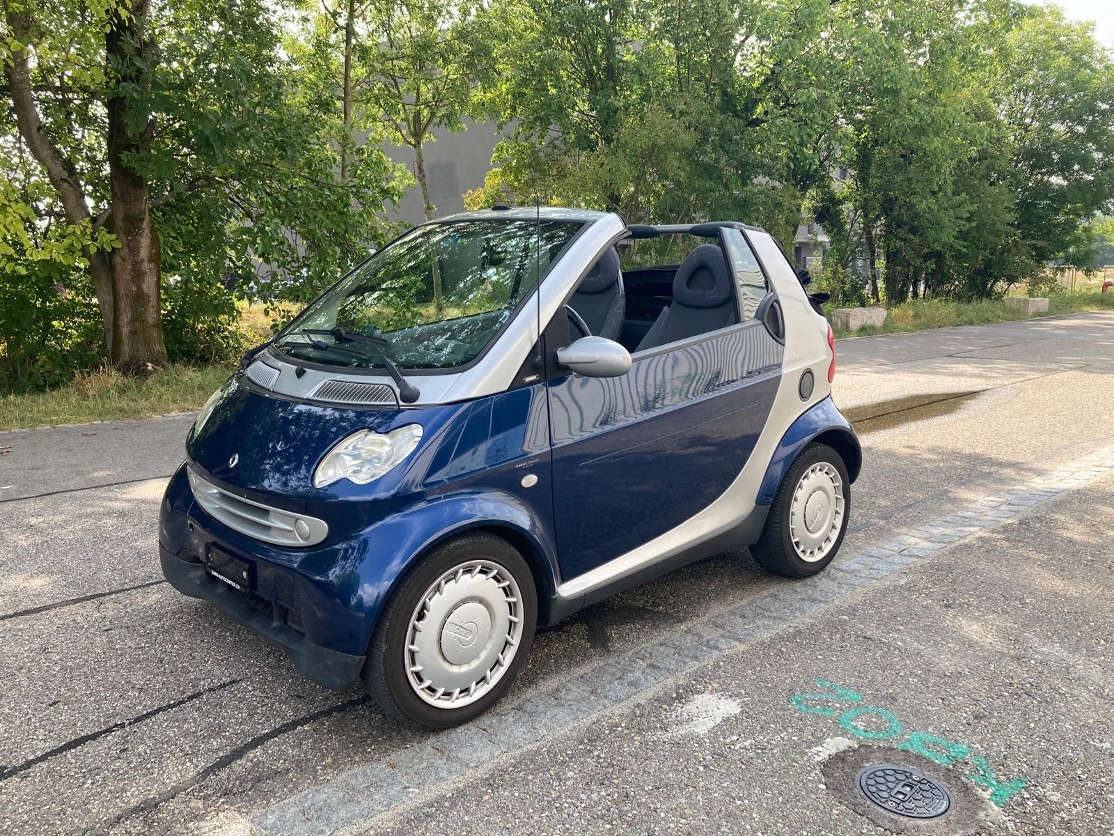 SMART Fortwo Cabriolet-image-0