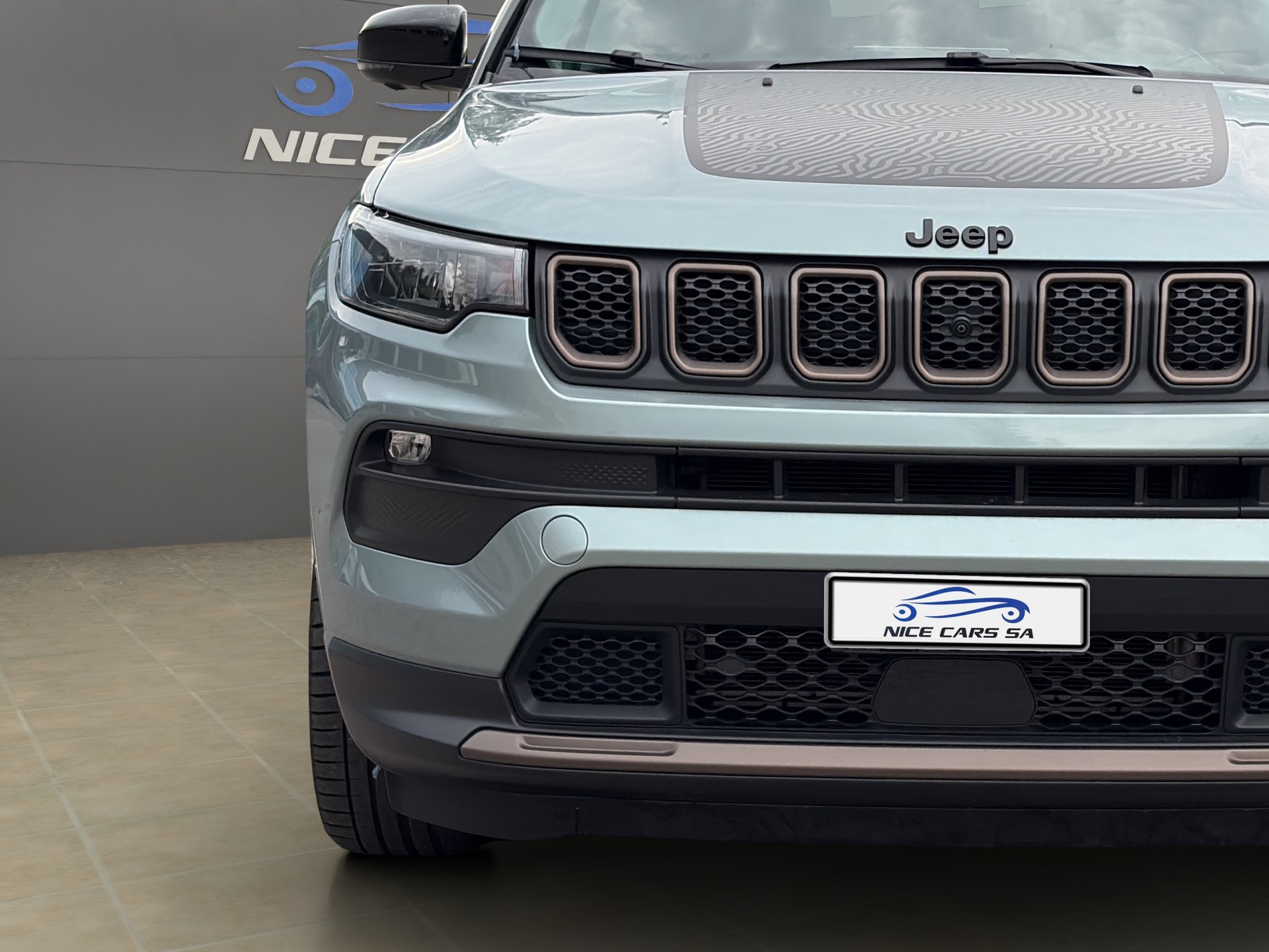 JEEP Compass 1.3 T PHEV Upland Plus Sky AWD-image-10