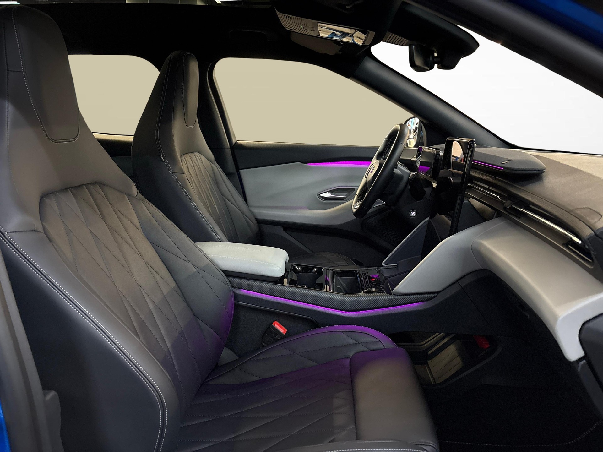 FORD Explorer Extended Range Premium-image-9