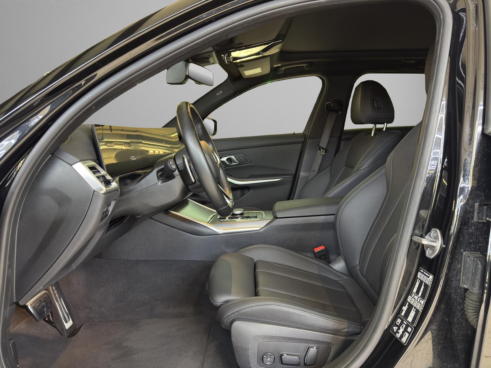BMW 330d xDrive Touring M Sport-image-15