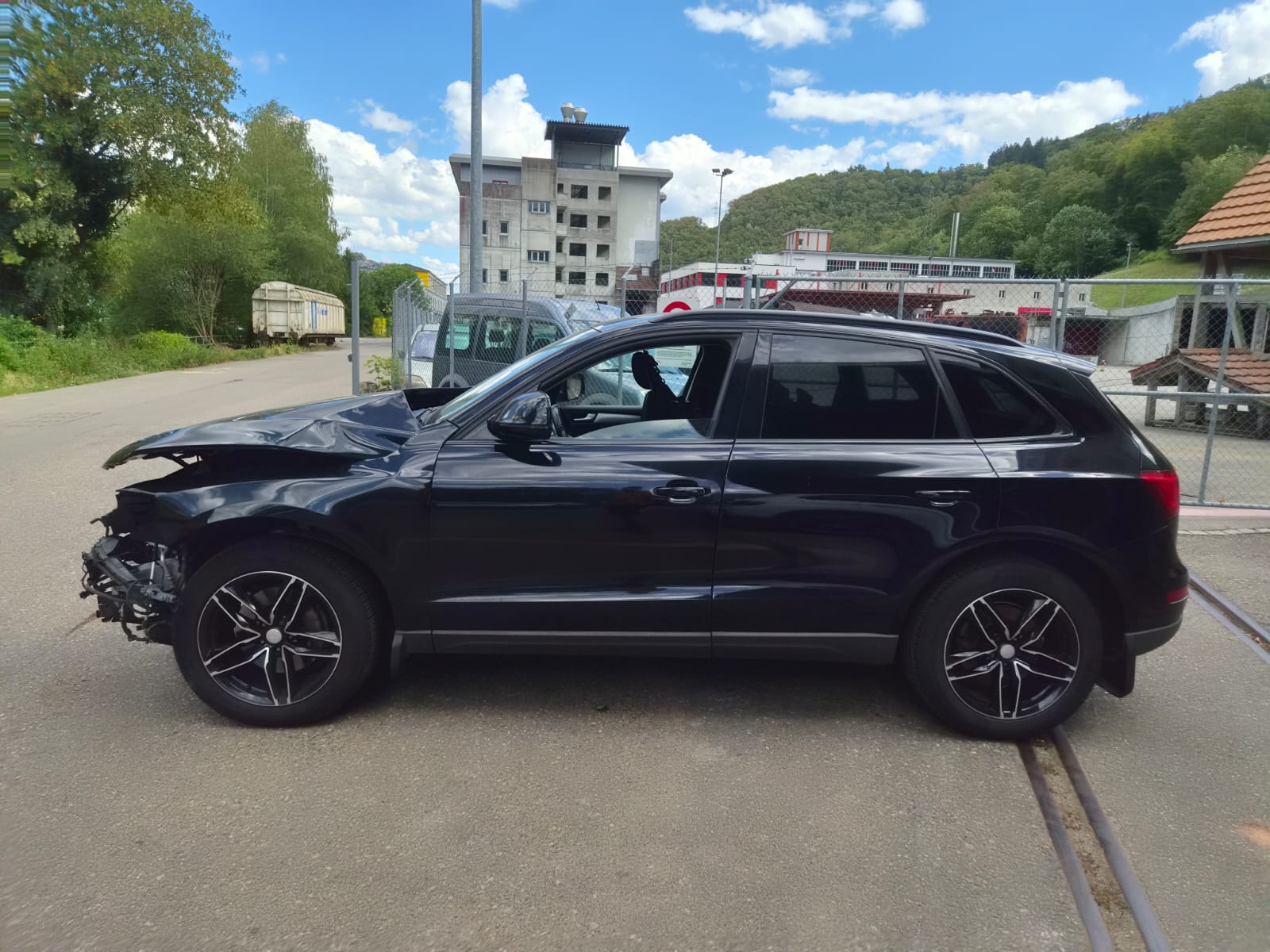 AUDI Q5 3.0 TDI quattro S-tronic-image-4