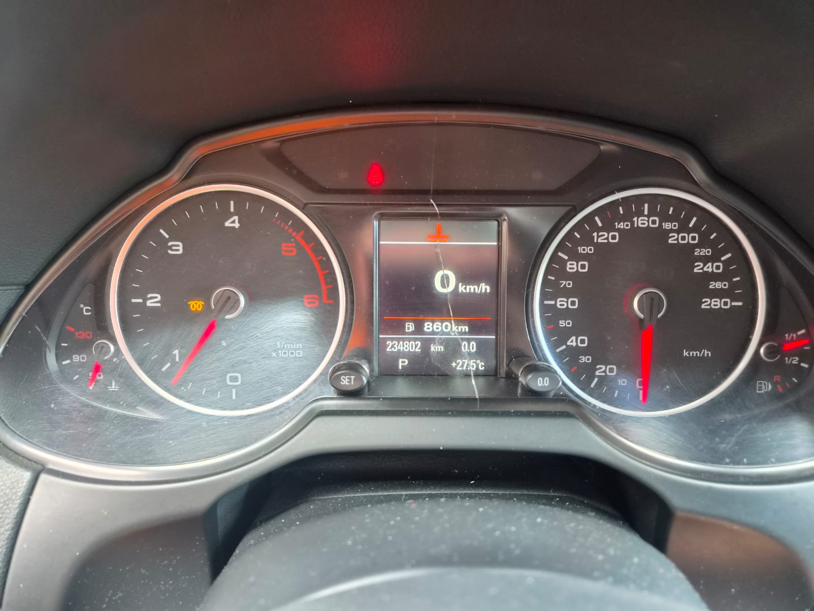 AUDI Q5 3.0 TDI quattro S-tronic-image-8