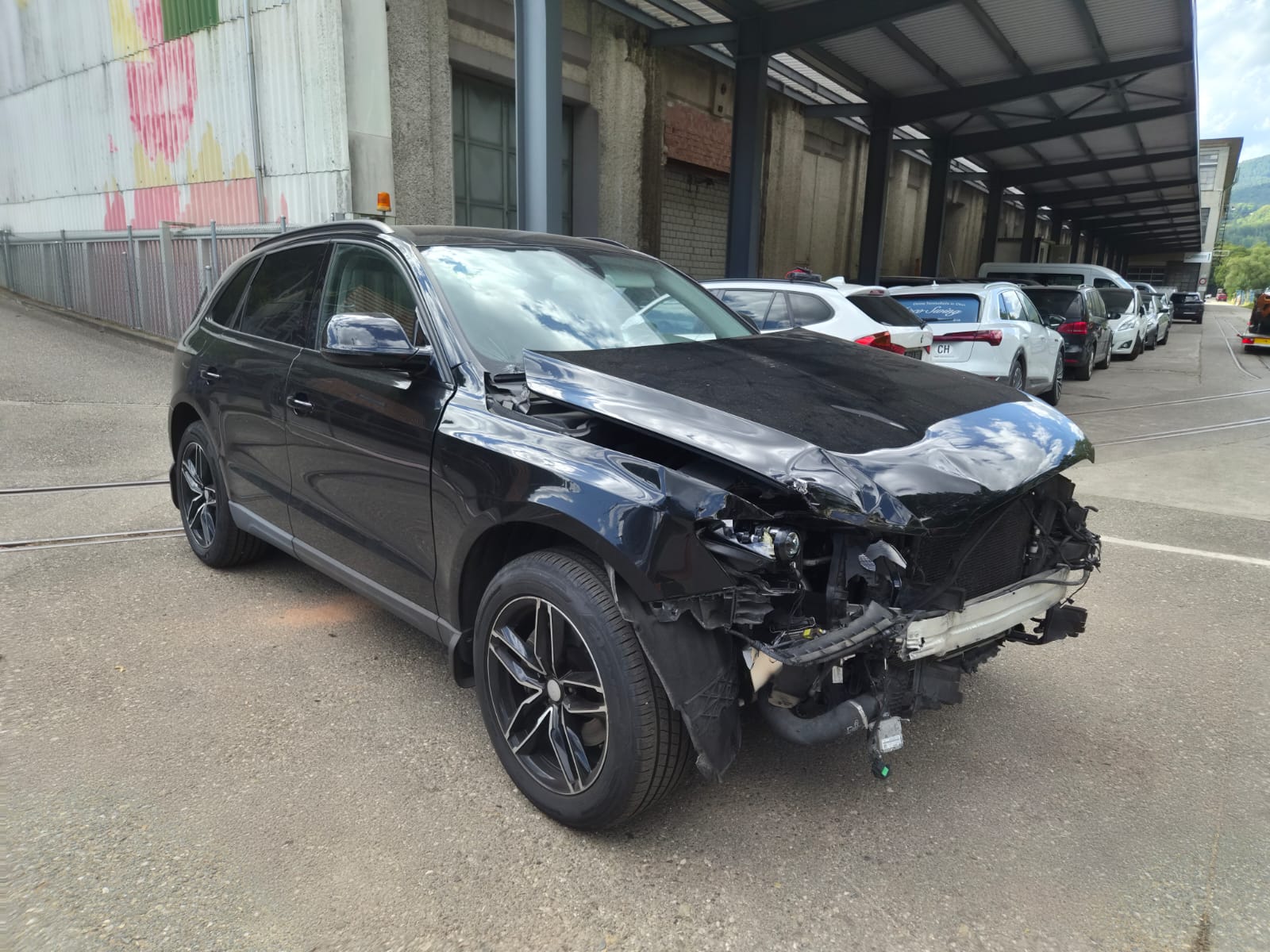 AUDI Q5 3.0 TDI quattro S-tronic-image-1