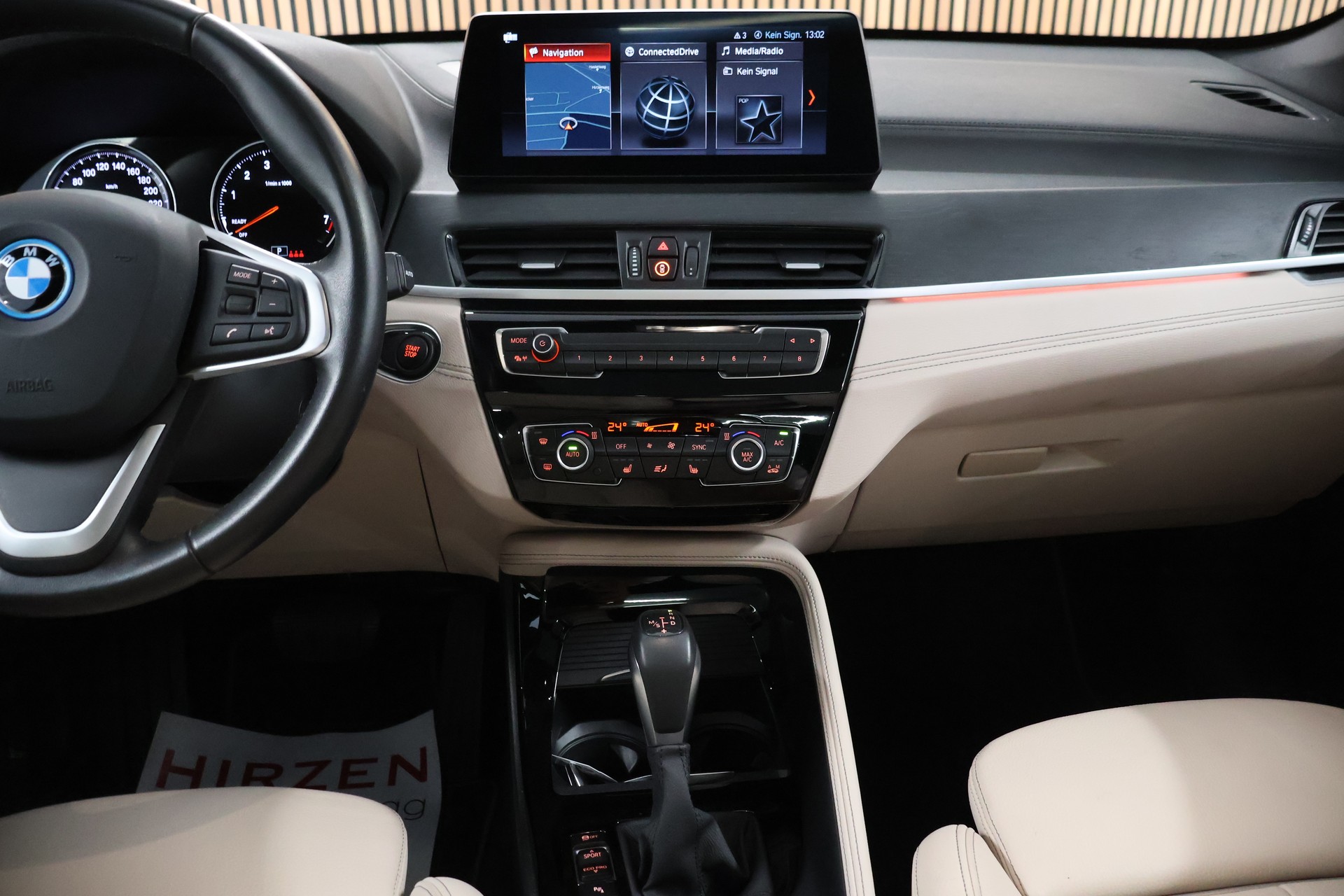BMW X1 xDrive 25e xLine Fleet Edition Steptronic-image-19