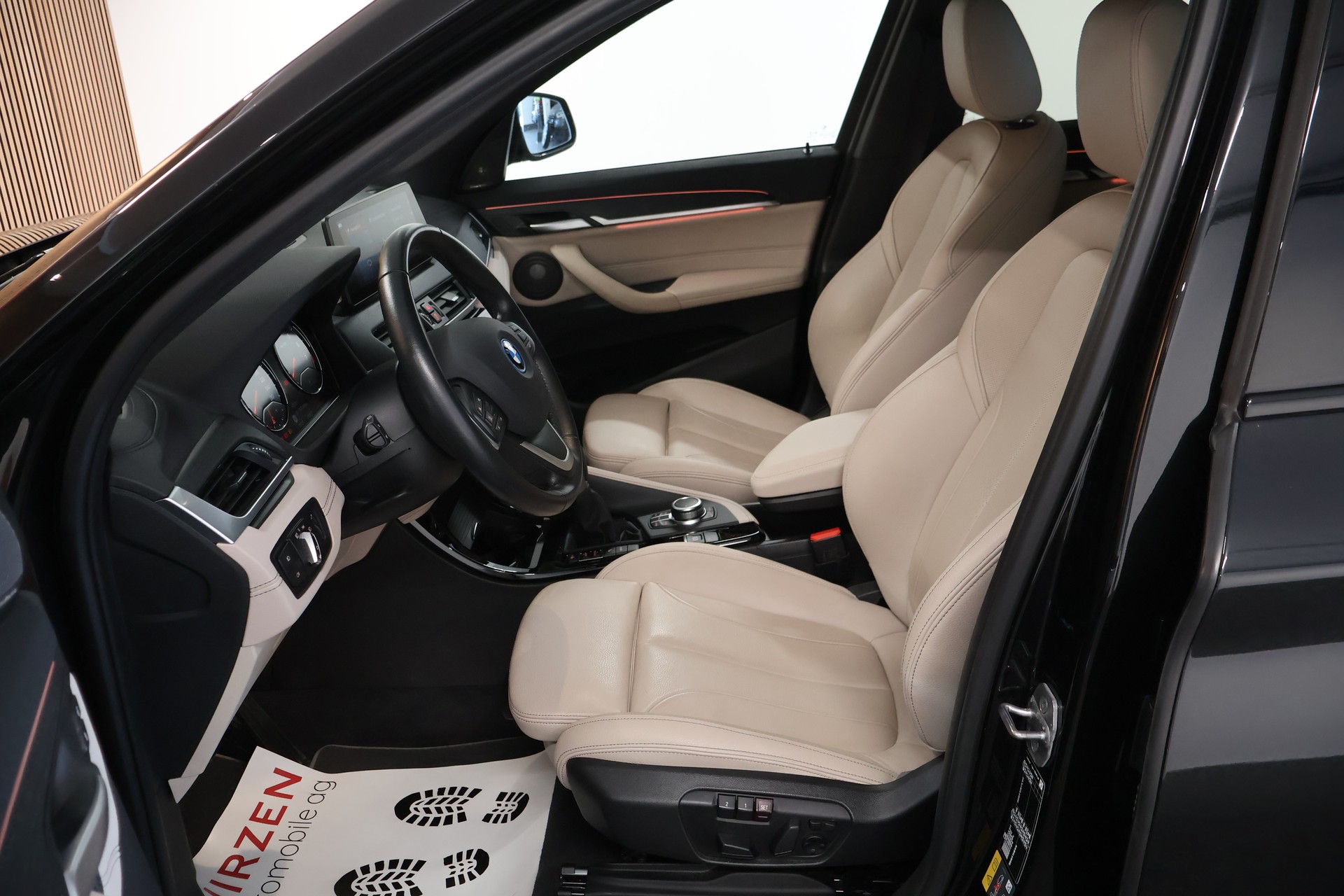 BMW X1 xDrive 25e xLine Fleet Edition Steptronic-image-8