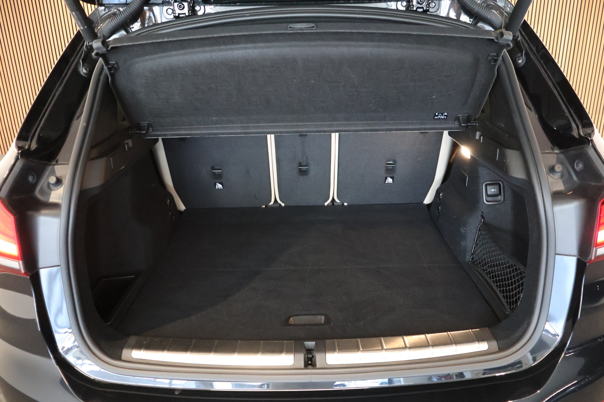 BMW X1 xDrive 25e xLine Fleet Edition Steptronic-image-12