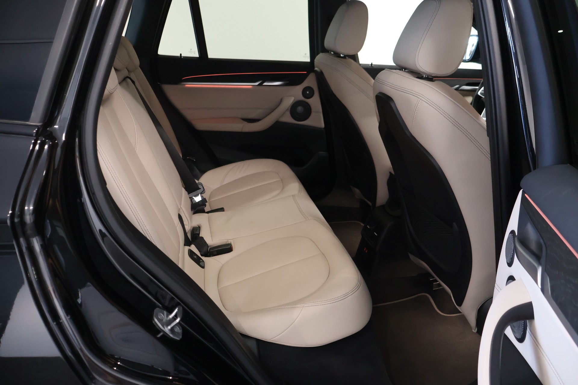 BMW X1 xDrive 25e xLine Fleet Edition Steptronic-image-15