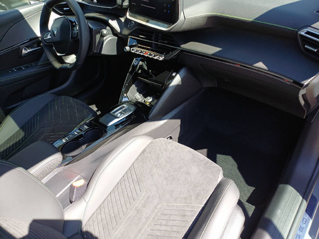 PEUGEOT 208 e-GT Reichweite 397-439 km-image-7