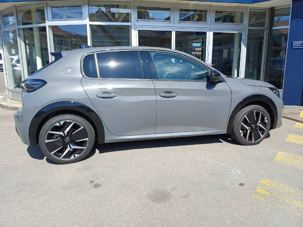 PEUGEOT 208 e-GT Reichweite 397-439 km-image-2