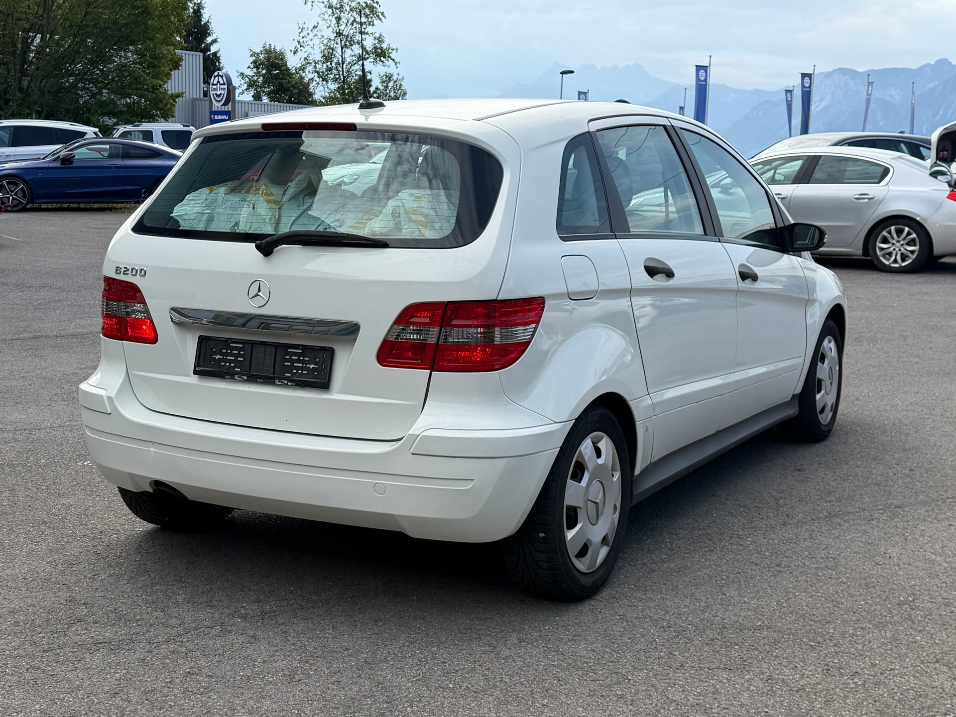 MERCEDES-BENZ B 200-image-5