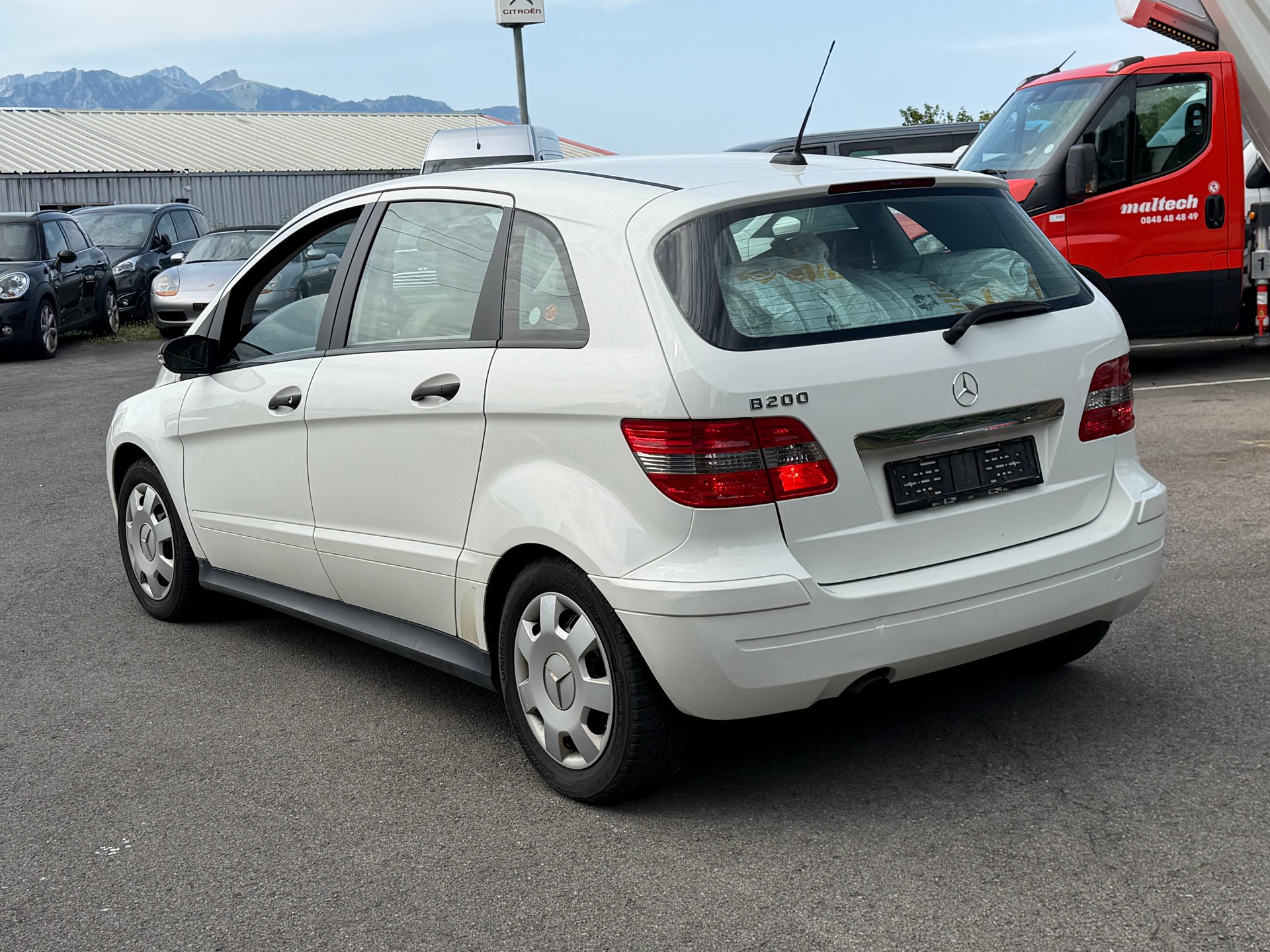 MERCEDES-BENZ B 200-image-7