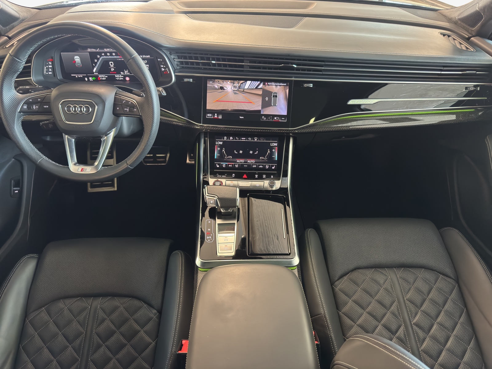 AUDI SQ7 TFSI quattro tiptronic-image-8