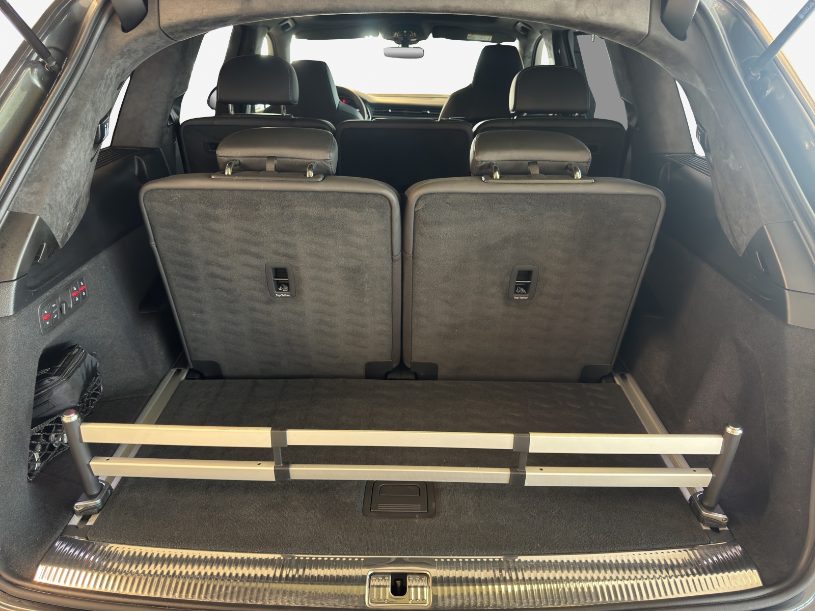 AUDI SQ7 TFSI quattro tiptronic-image-12