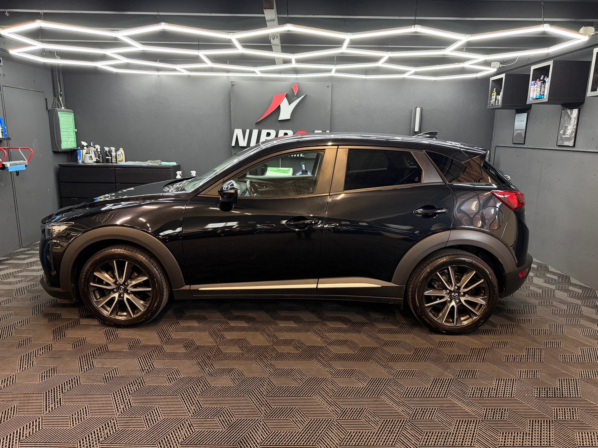 MAZDA CX-3 2.0 Revolution AWD-image-3