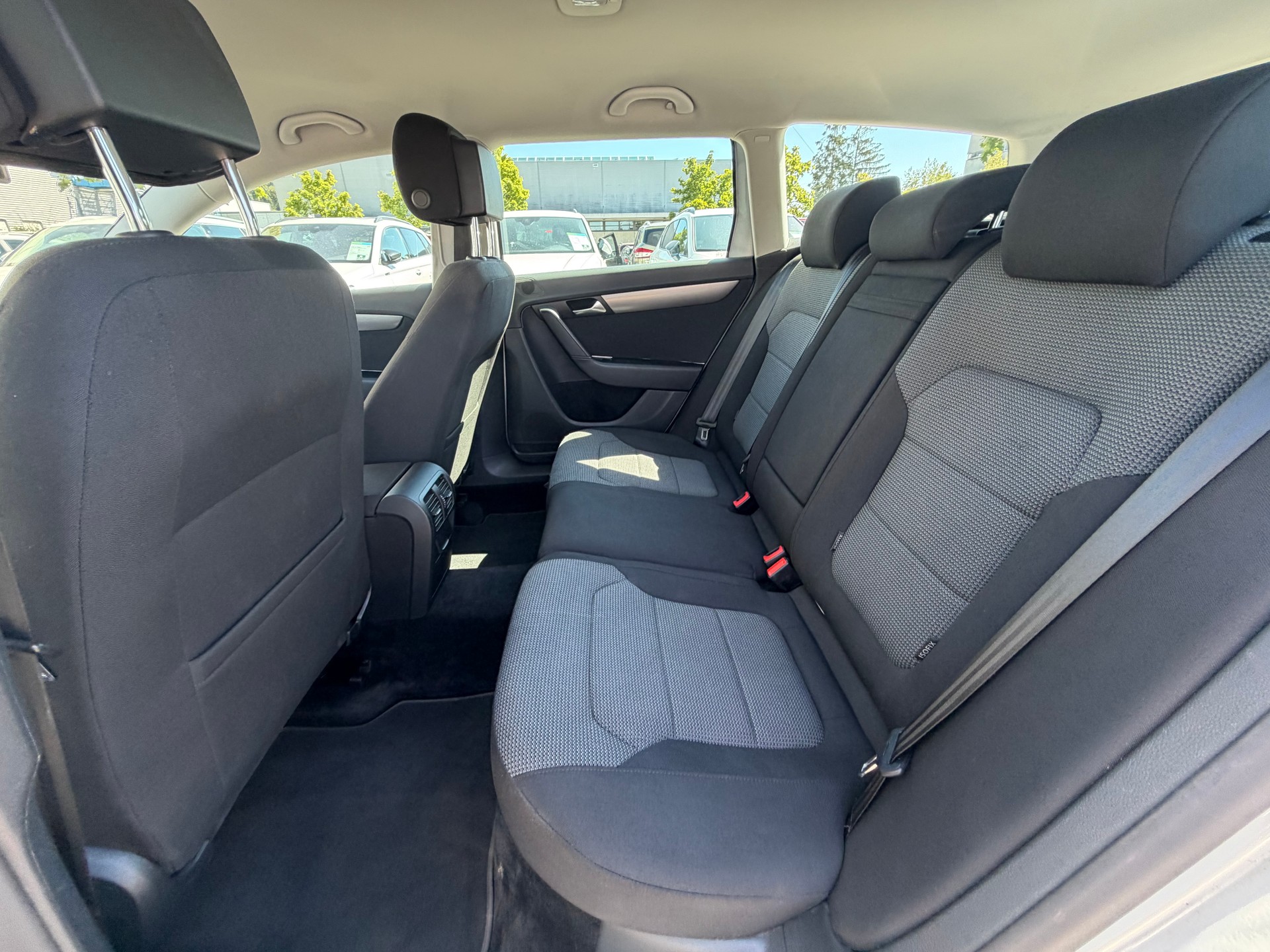 VW Passat Variant 1.4 TSI BMT Comfortline-image-9