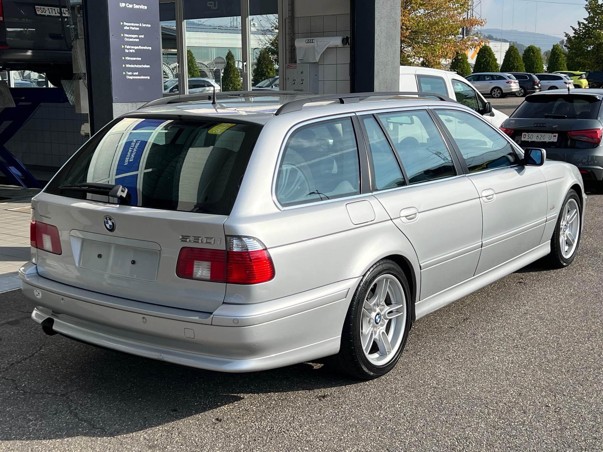 BMW 530i Touring * M-Paket * gepflegt *-image-4