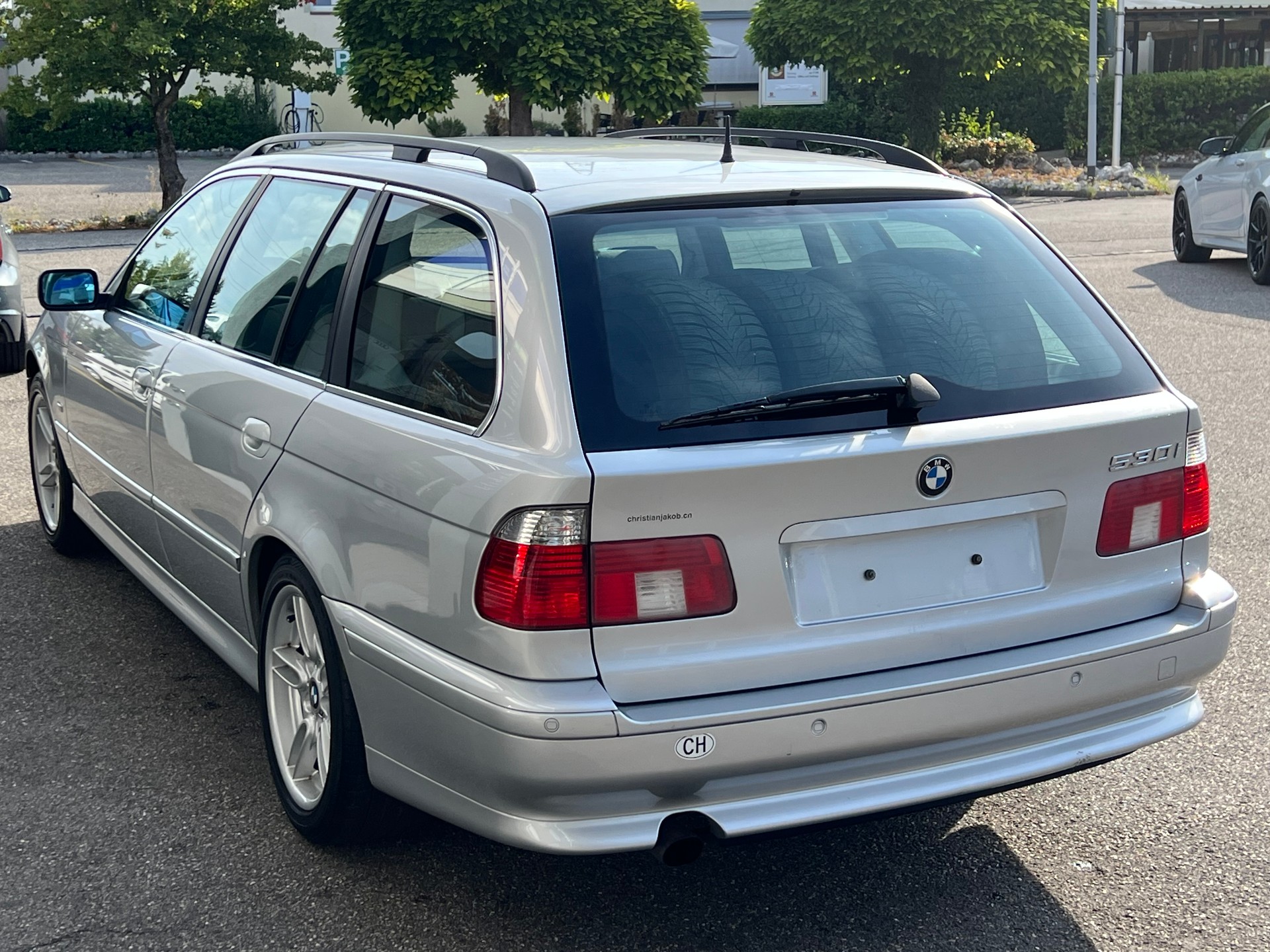 BMW 530i Touring * M-Paket * gepflegt *-image-6