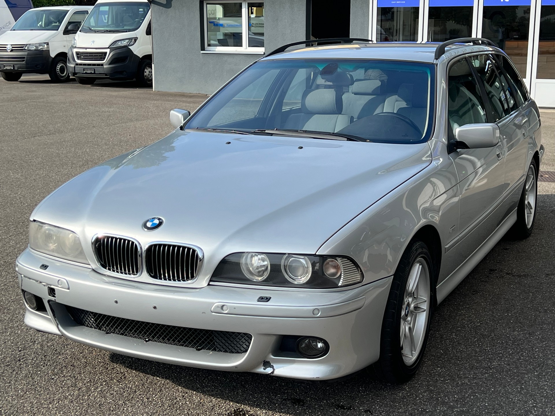 BMW 530i Touring * M-Paket * gepflegt *-image-1