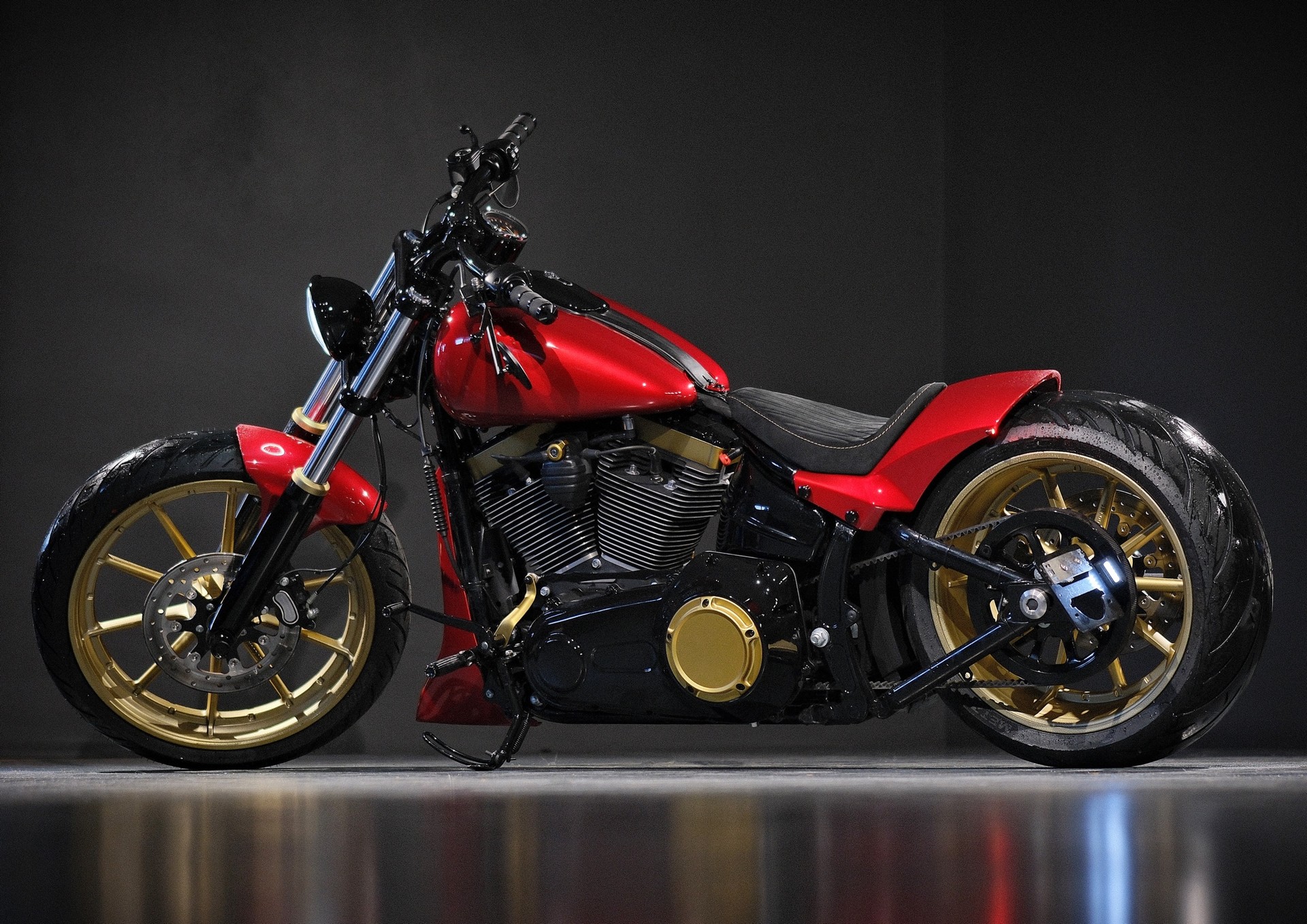 HARLEY-DAVIDSON FXSB Breakout 103 ABS-showroom-element-3