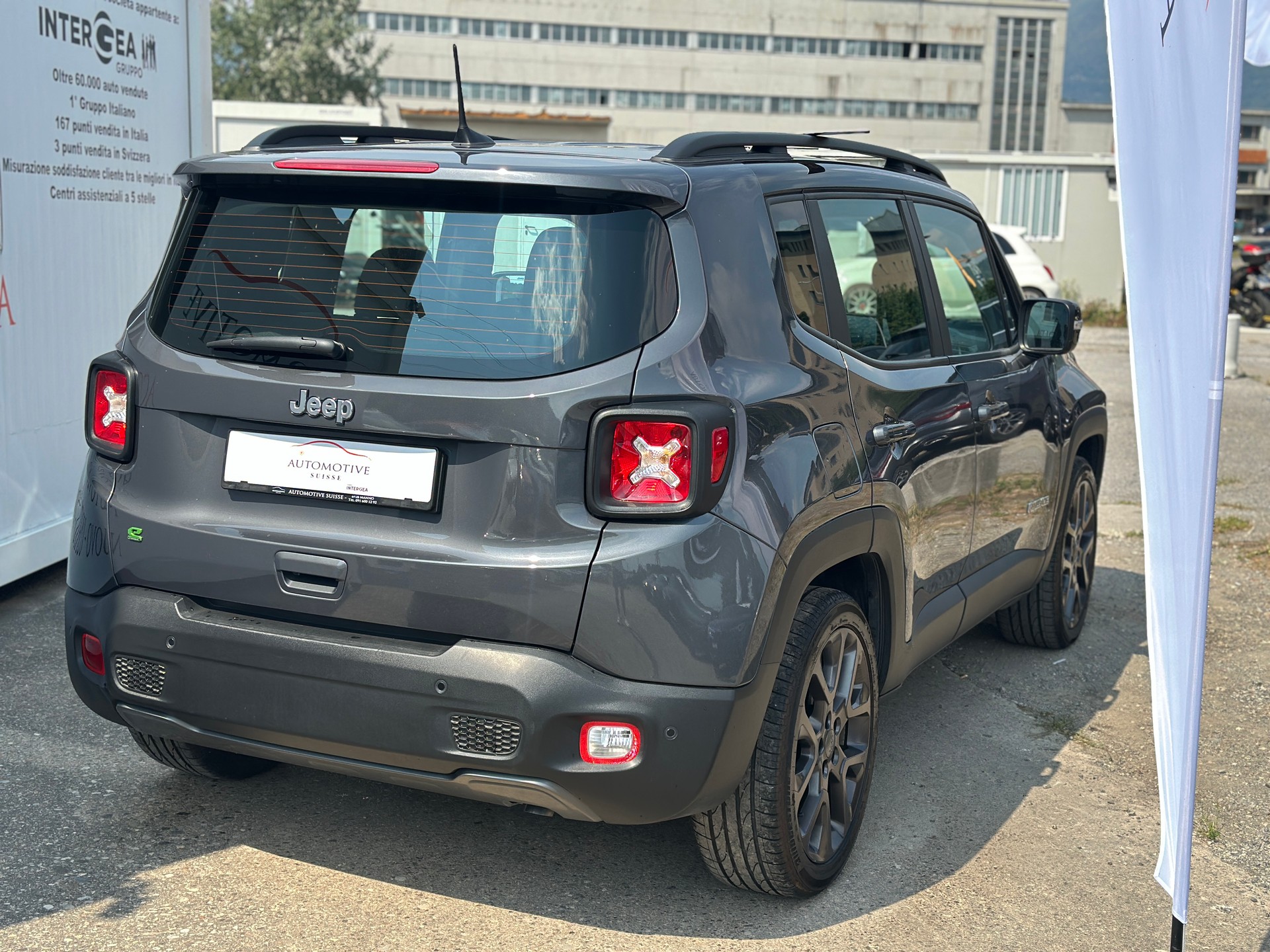 JEEP Renegade 1.5 MHEV Swiss Limited-image-3