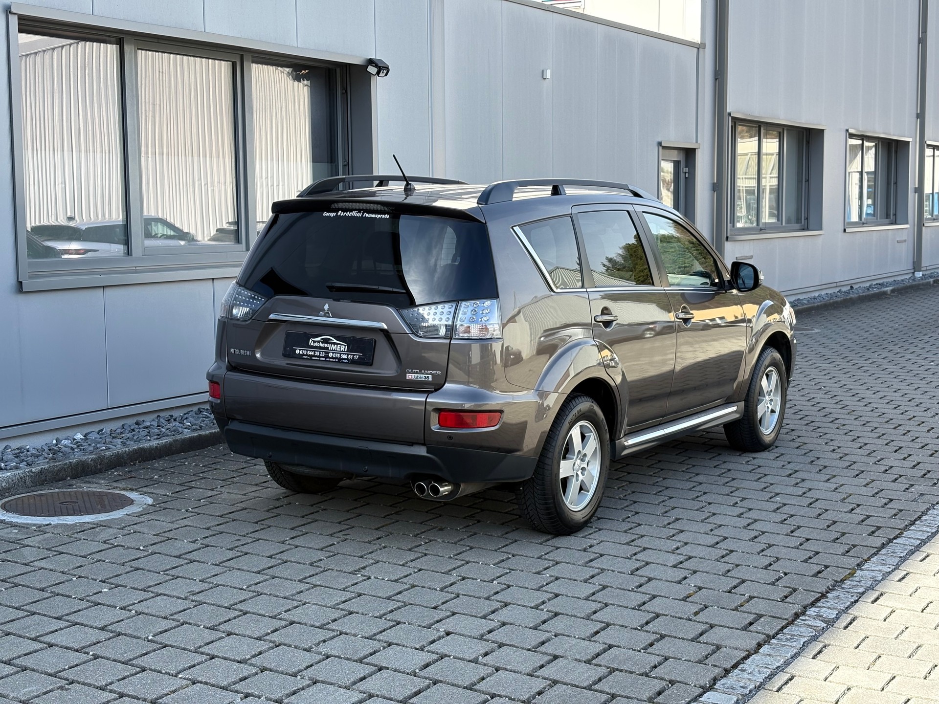 MITSUBISHI Outlander 2.2 DID Jubilé35 4WD TC-SST-image-9