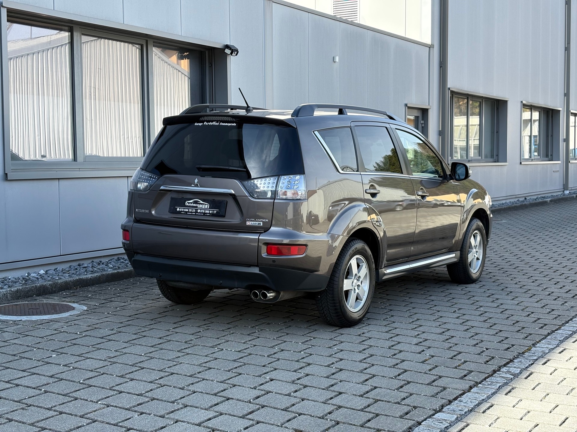 MITSUBISHI Outlander 2.2 DID Jubilé35 4WD TC-SST-image-8