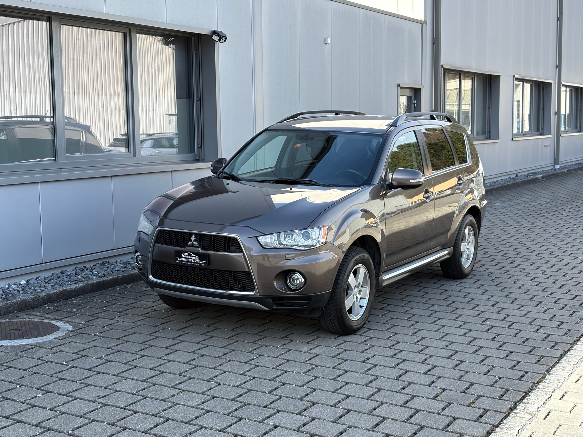MITSUBISHI Outlander 2.2 DID Jubilé35 4WD TC-SST-image-0