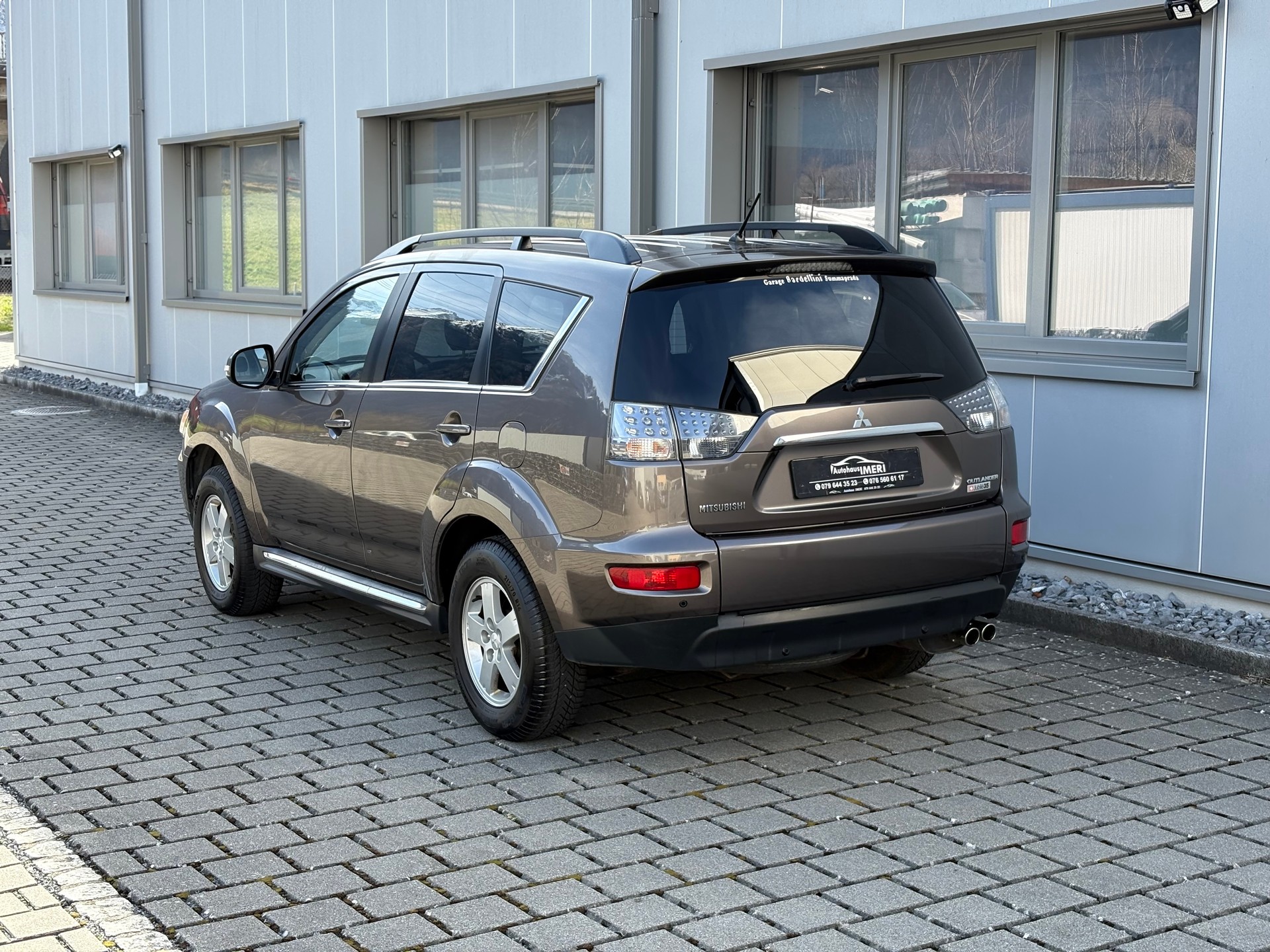 MITSUBISHI Outlander 2.2 DID Jubilé35 4WD TC-SST-image-6