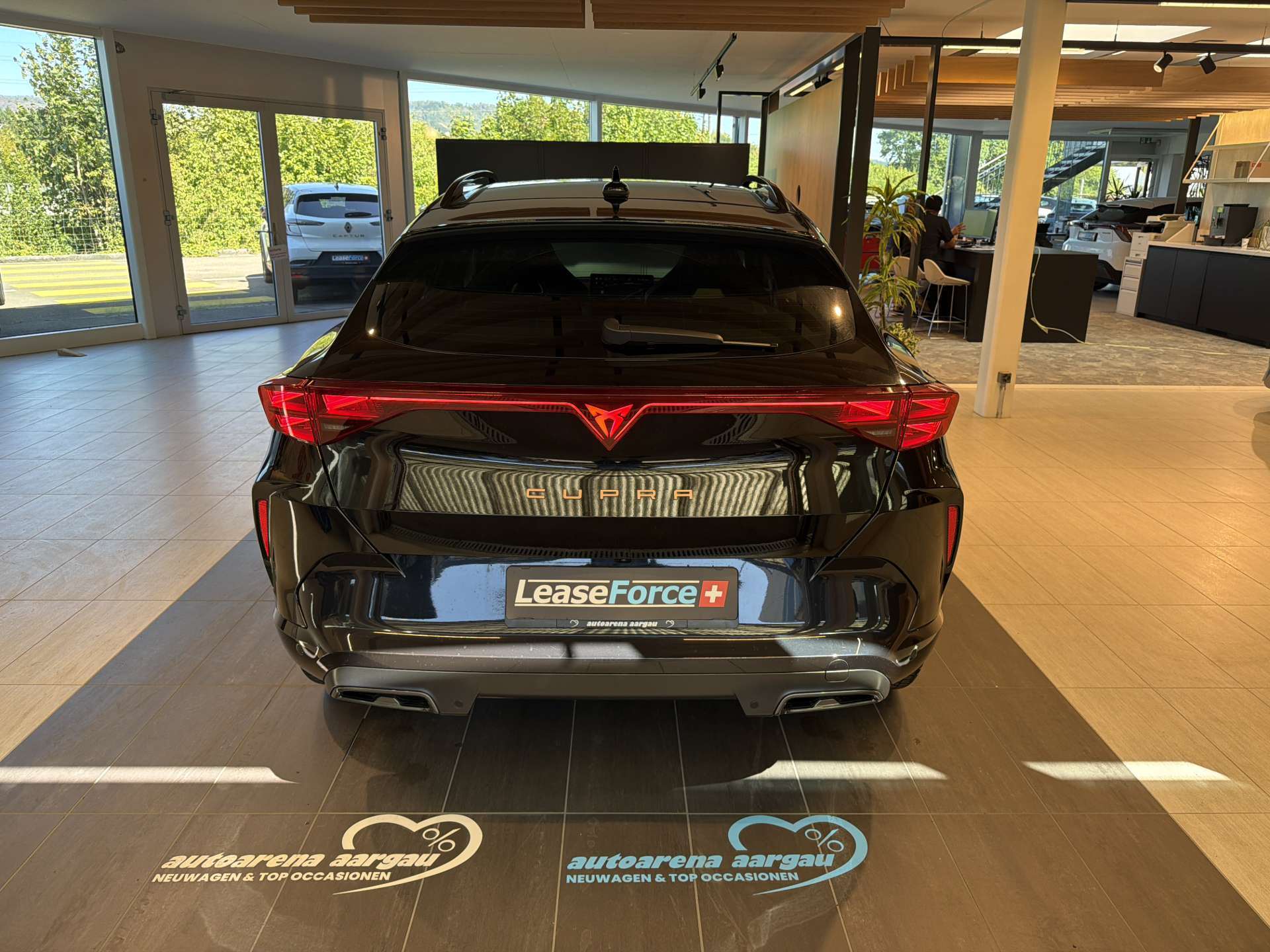 CUPRA Formentor 1.5 TSi DSG-Automat-image-12
