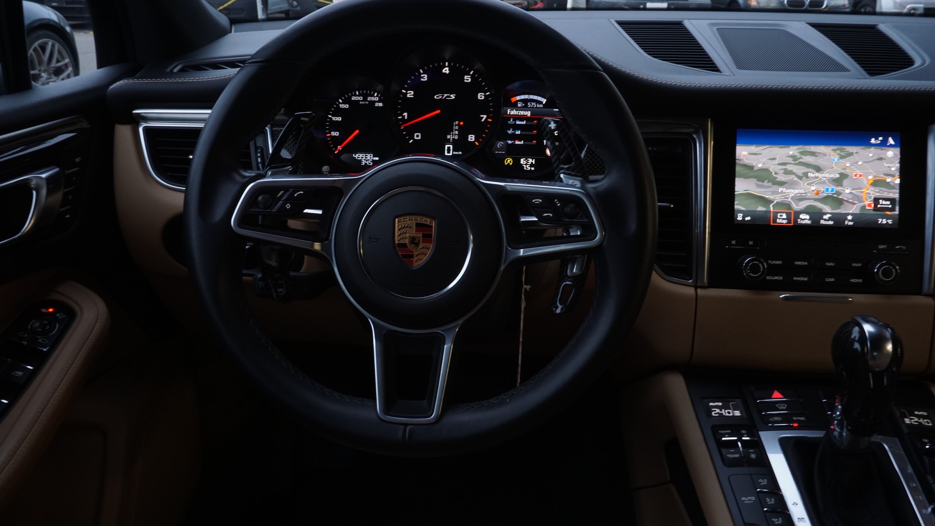 PORSCHE Macan GTS PDK-image-11