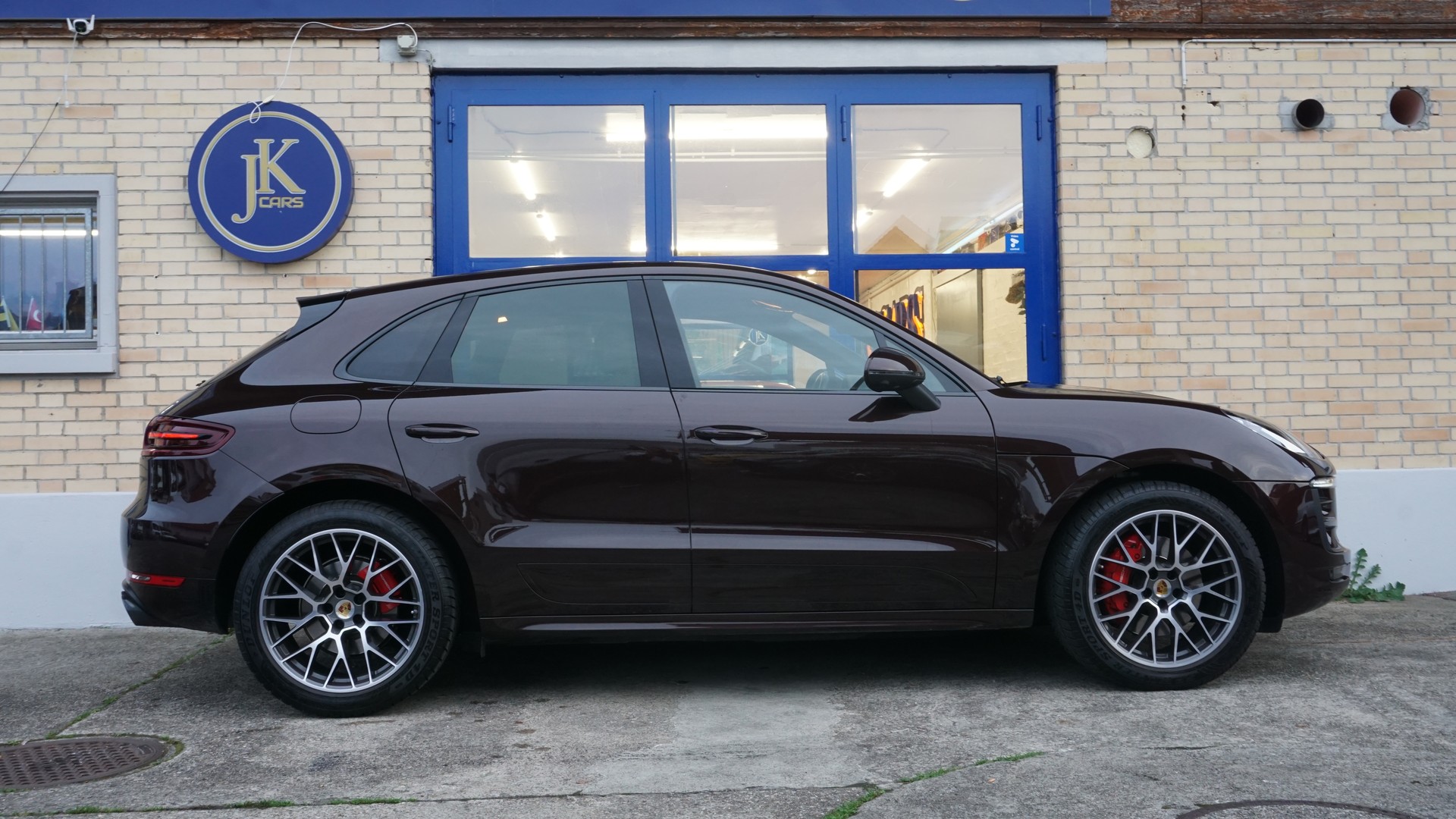 PORSCHE Macan GTS PDK-image-4