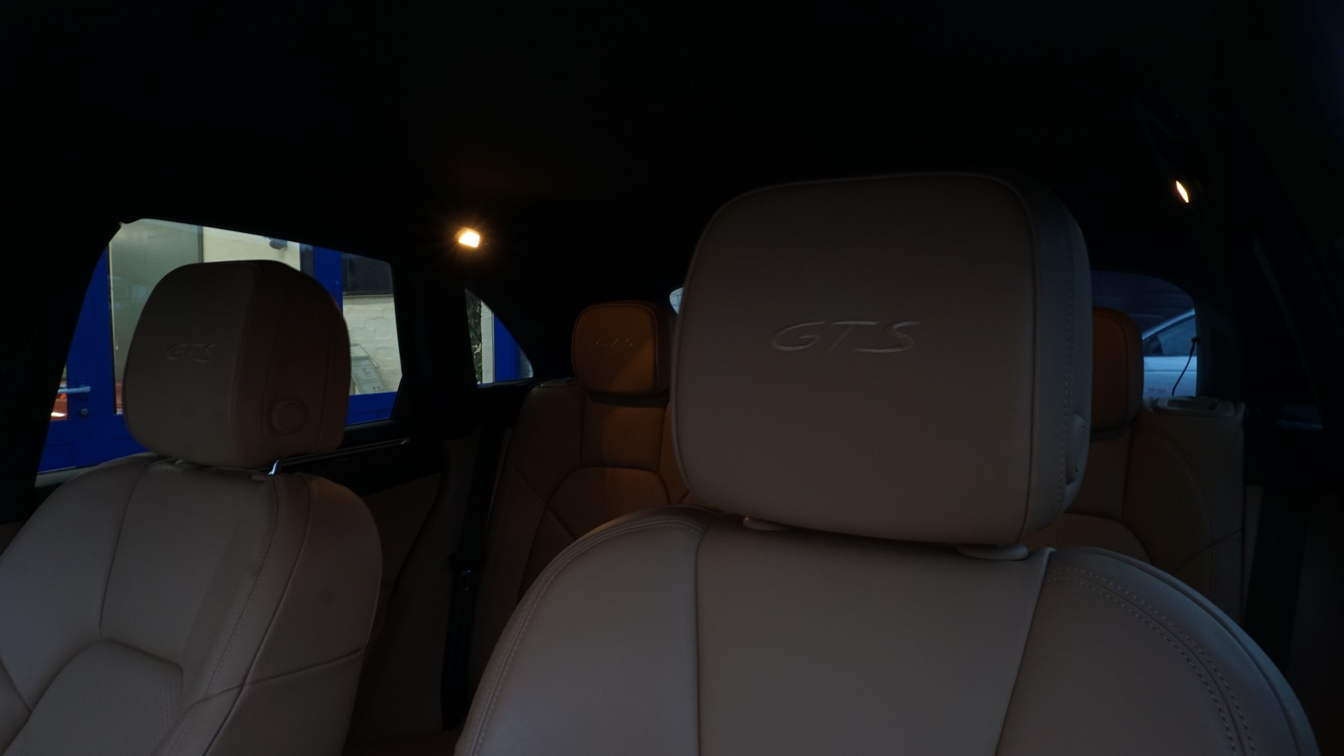 PORSCHE Macan GTS PDK-image-18