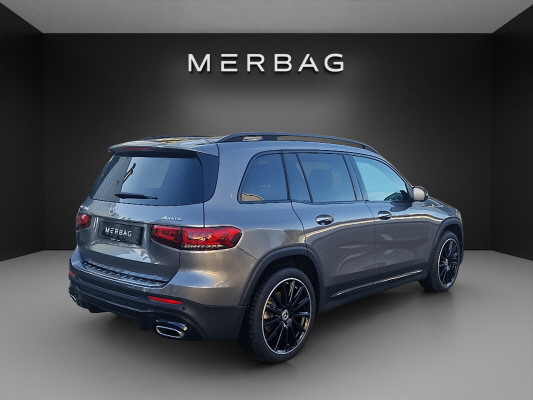 MERCEDES-BENZ GLB 220 d AMG Line 4 MAT.-image-3