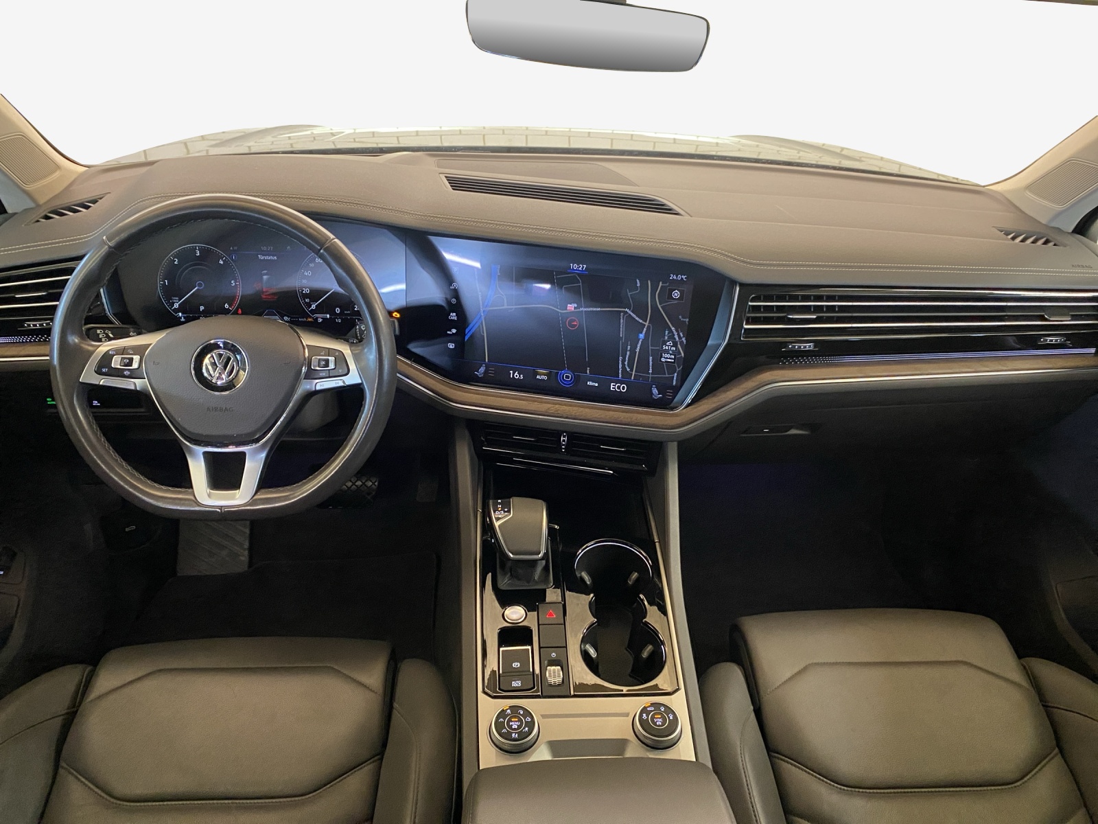 VW Touareg 3.0 TDI Atmosphere Tiptronic-image-8